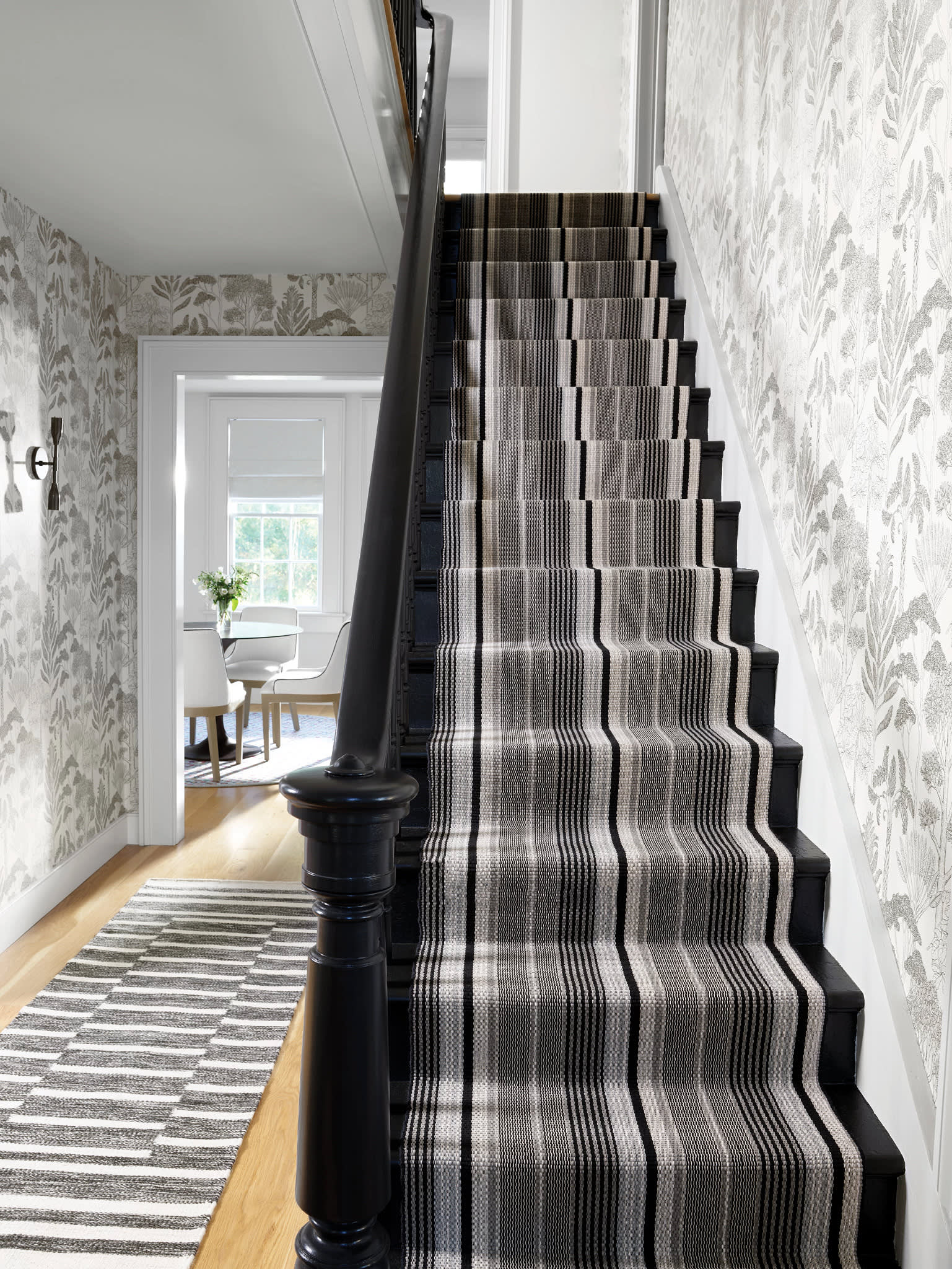 Heights Handwoven Wool Rug | Charcoal - Image 4