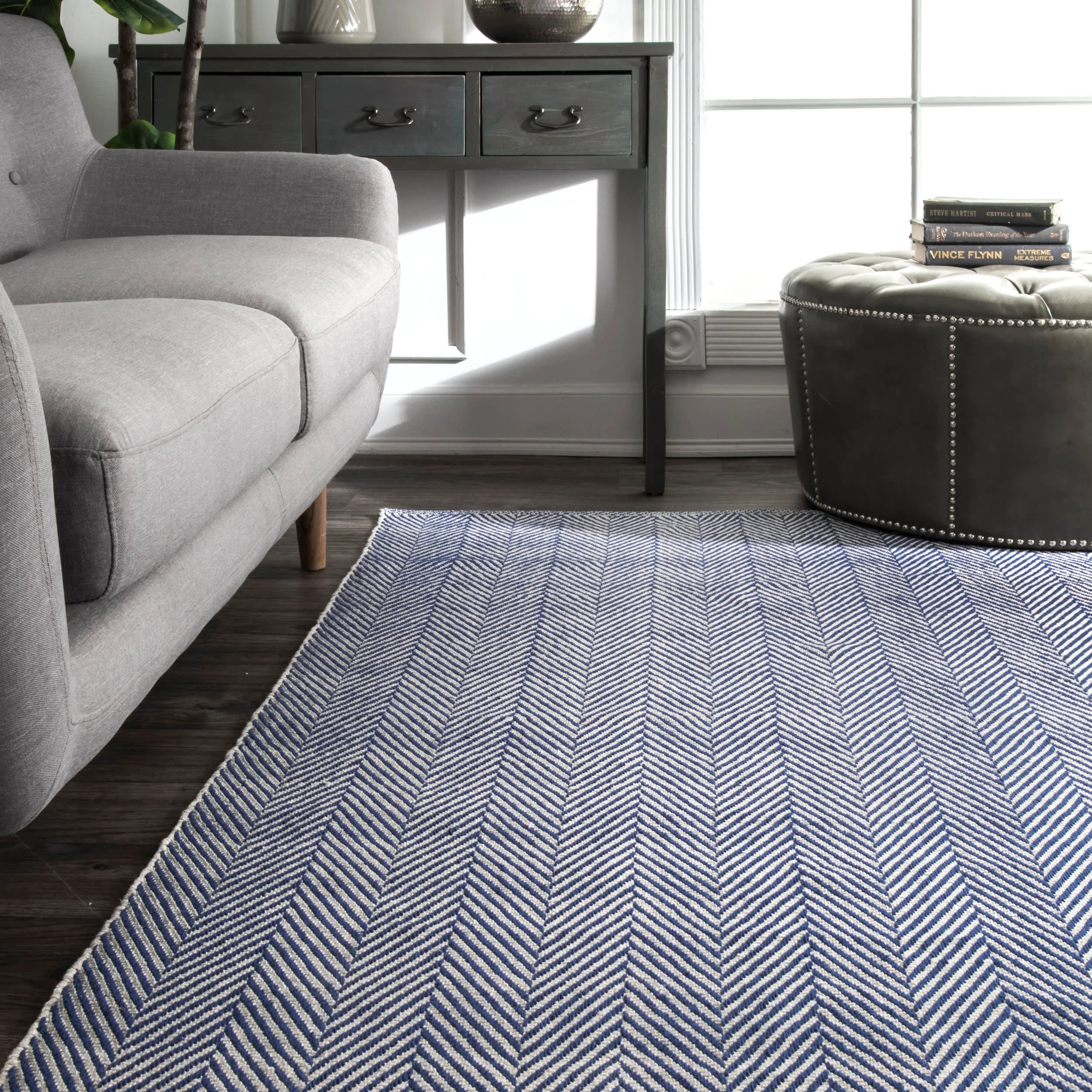 Herringbone Cotton Flatwoven Rug | Navy - Image 4