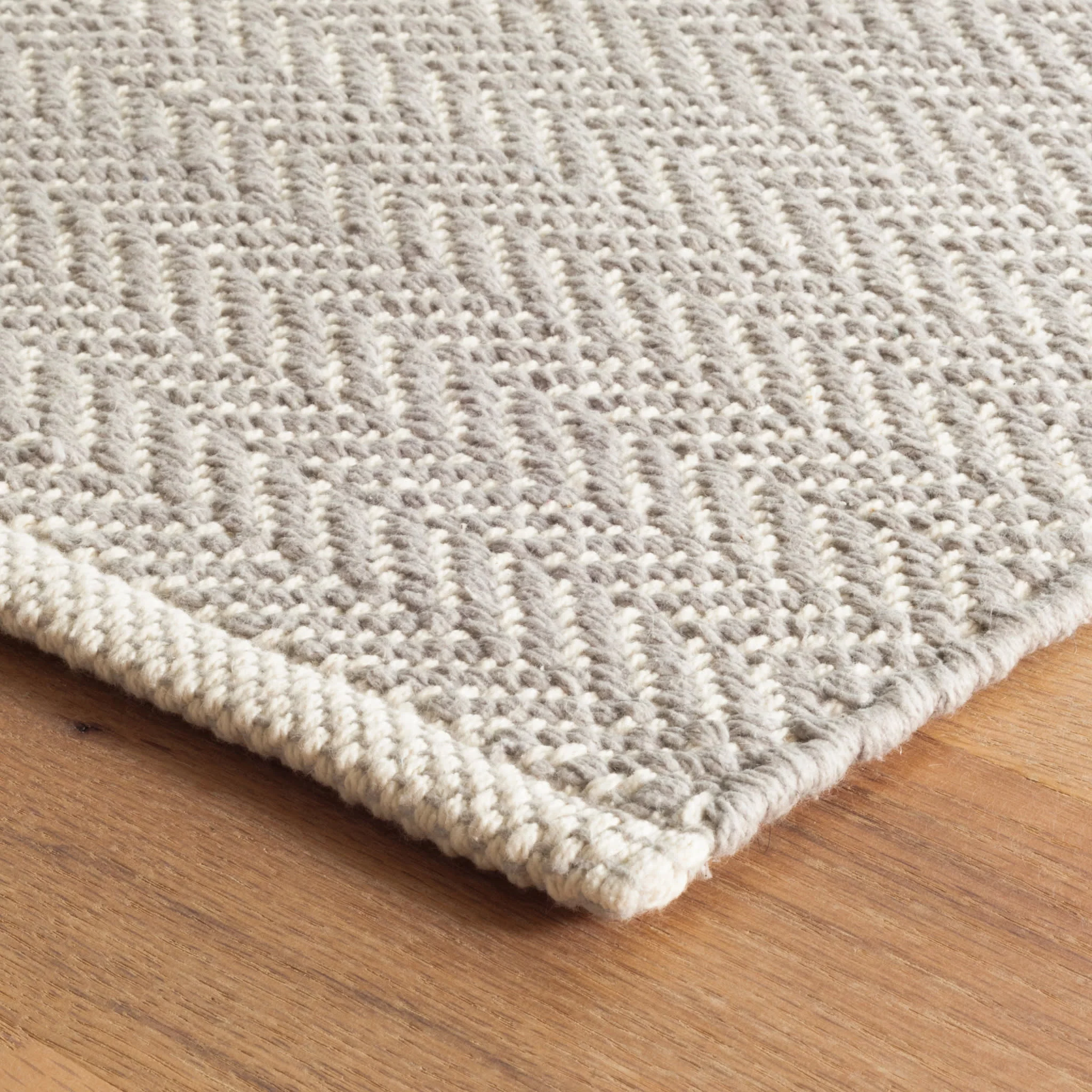 Herringbone Handwoven Cotton Rug | Dove Grey - Image 5