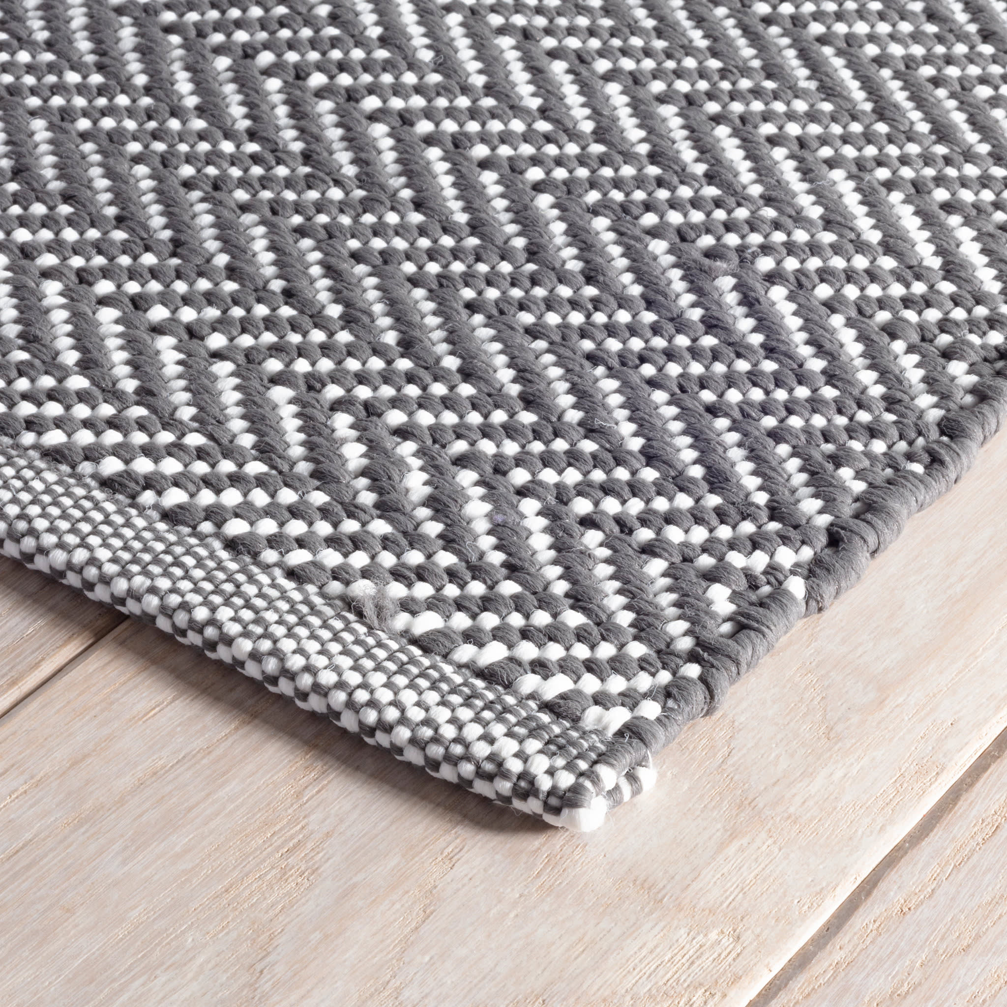 Herringbone Handwoven Indoor/Outdoor Rug | Shale/White - Image 5
