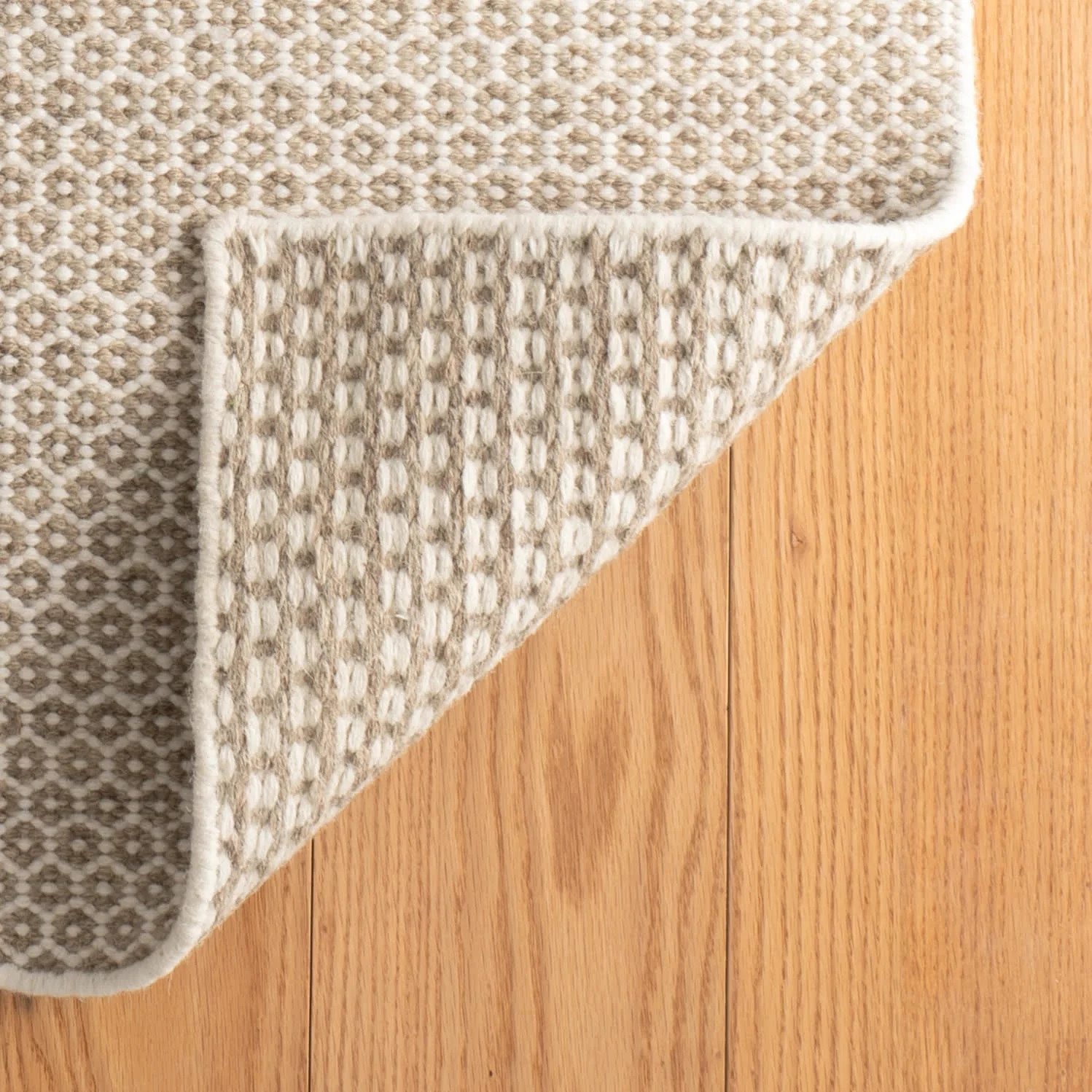 Honeycomb Handwoven Wool Rug | Natural - Image 7