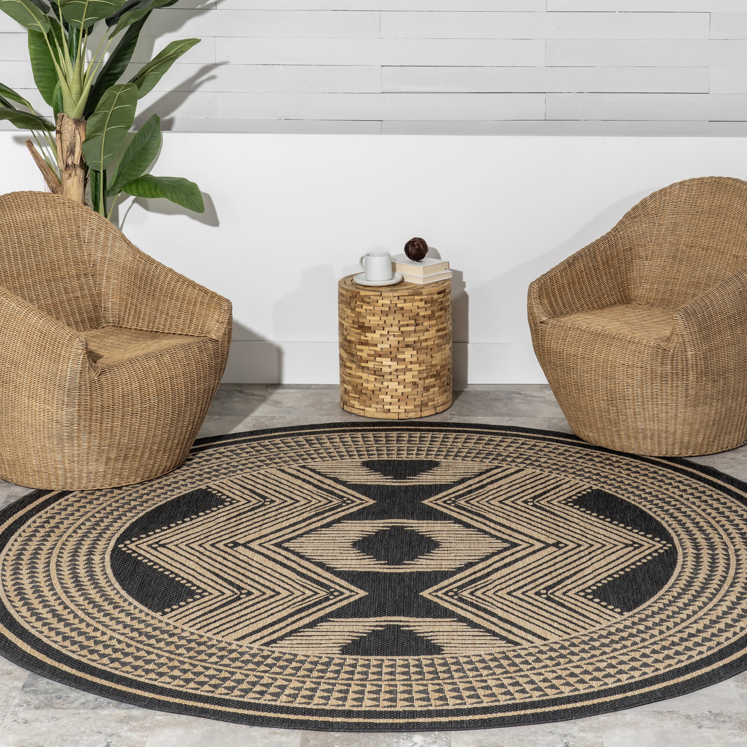 Iris Totem Indoor/Outdoor Flatweave Rug | Dark Grey - Image 2