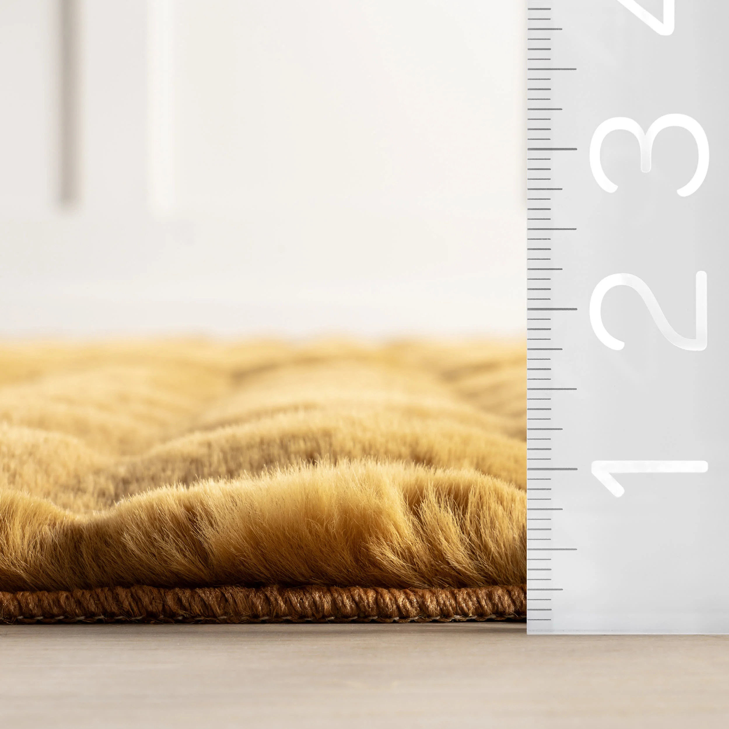Ivana Checkered Plush Cloud Washable Rug | Gold - Image 6