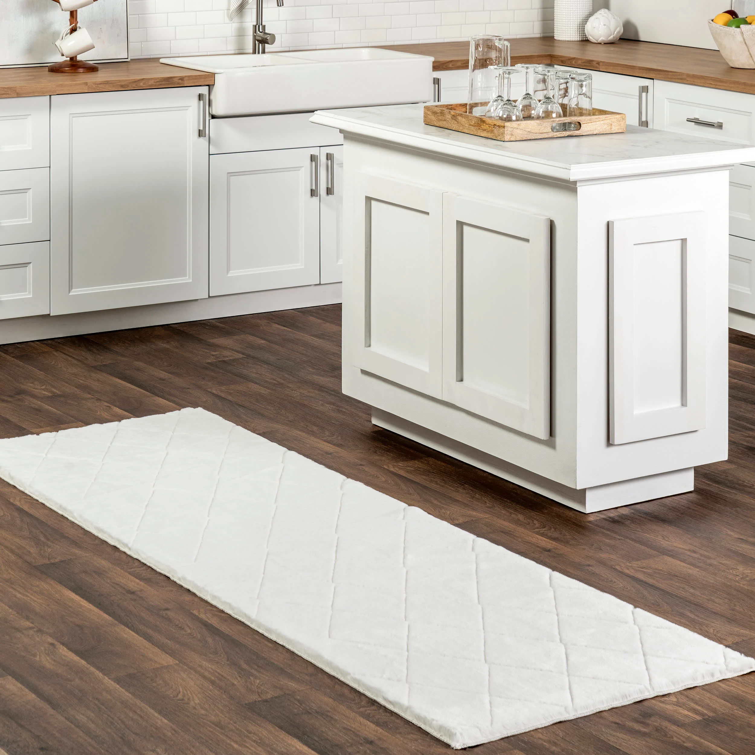 Jaylene Trellis Plush Cloud Washable Rug | White - Image 2