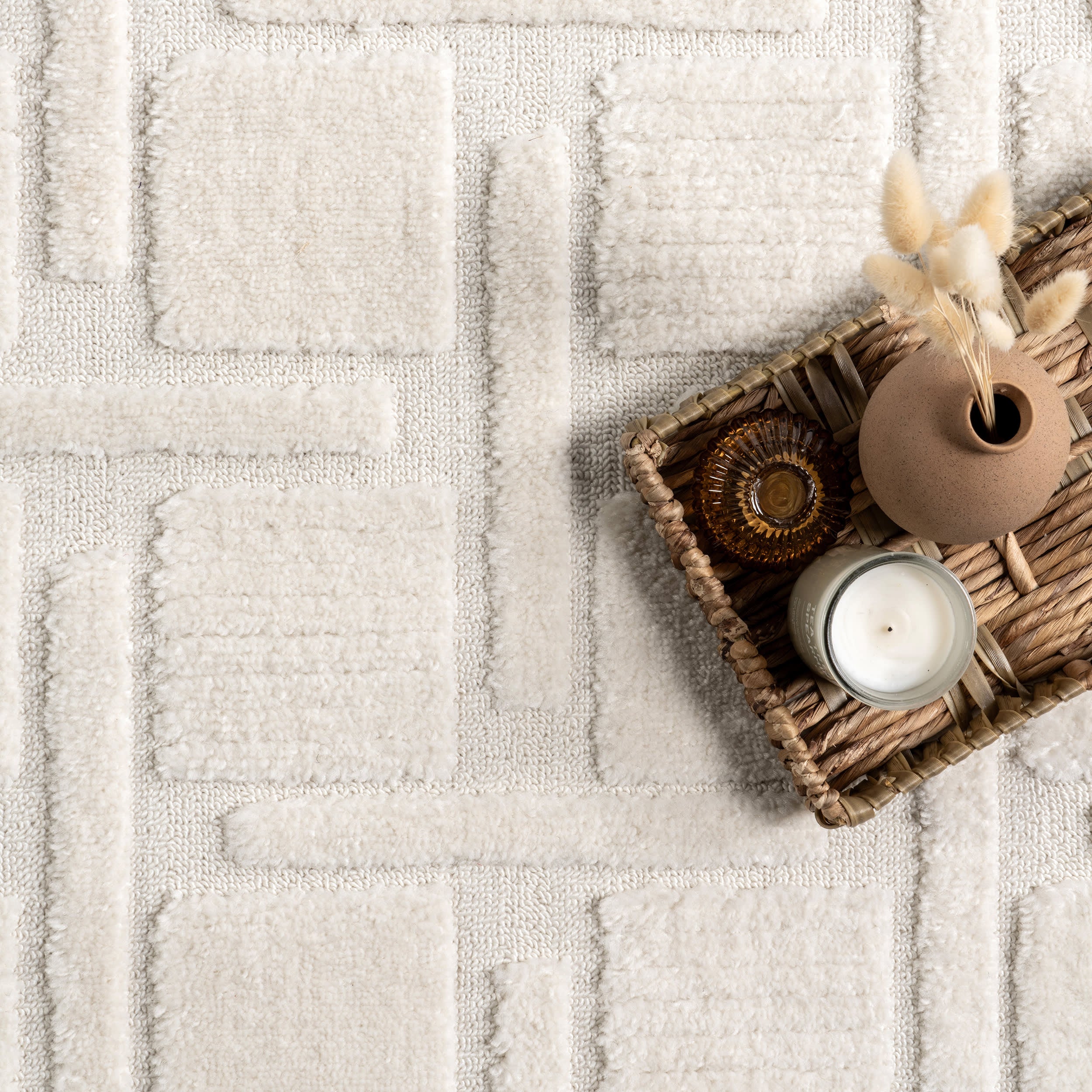 Kaelie Geometric Tasseled Rug | Off White - Image 7