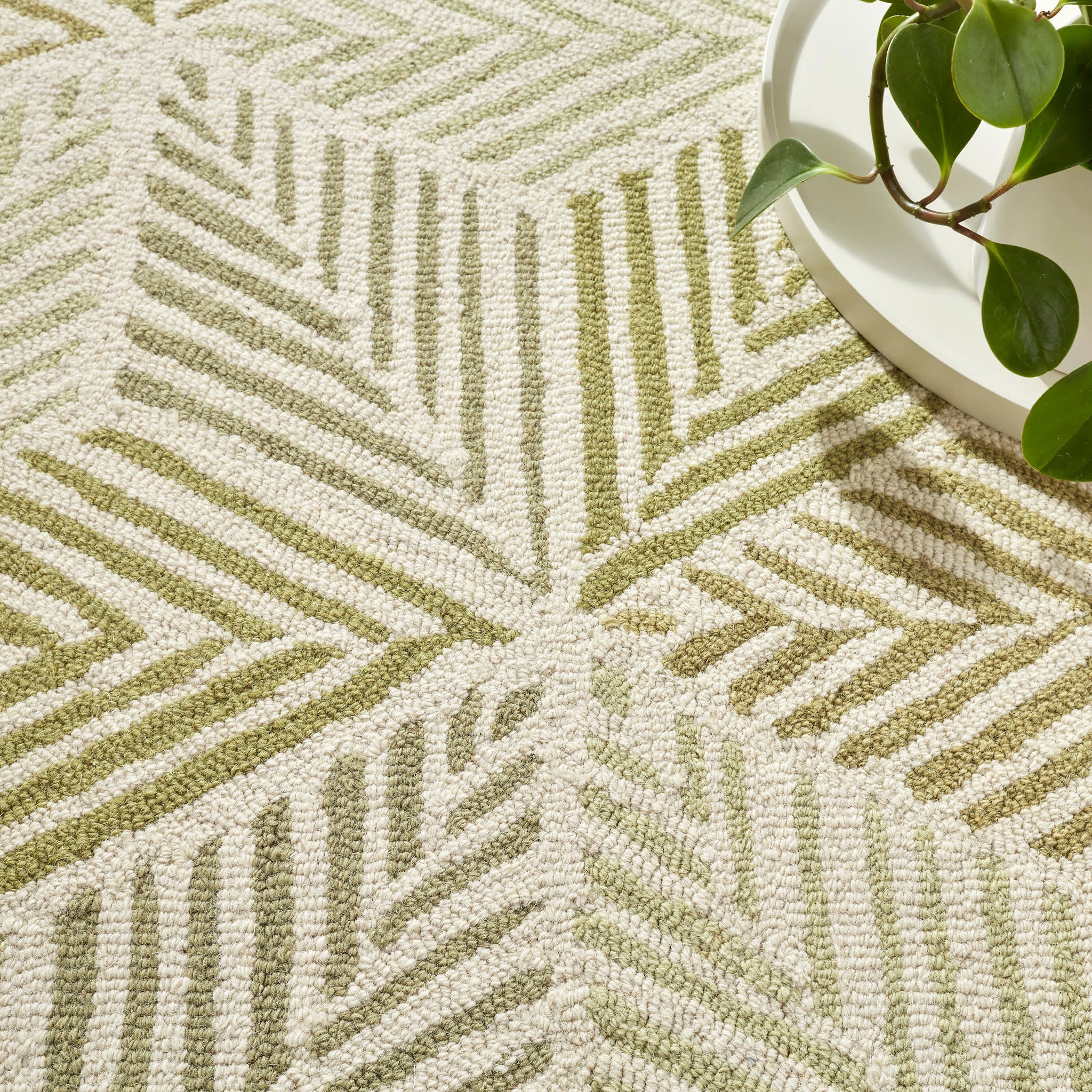 Karari Hand Hooked Wool Rug | Moss - Image 4