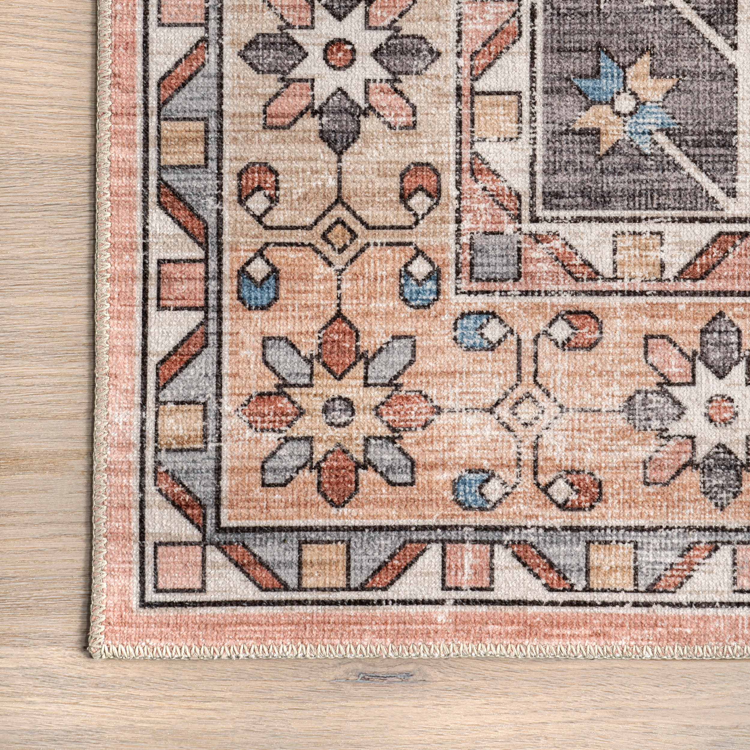 Laurel Medallion Washable Rug | Blush - Image 3