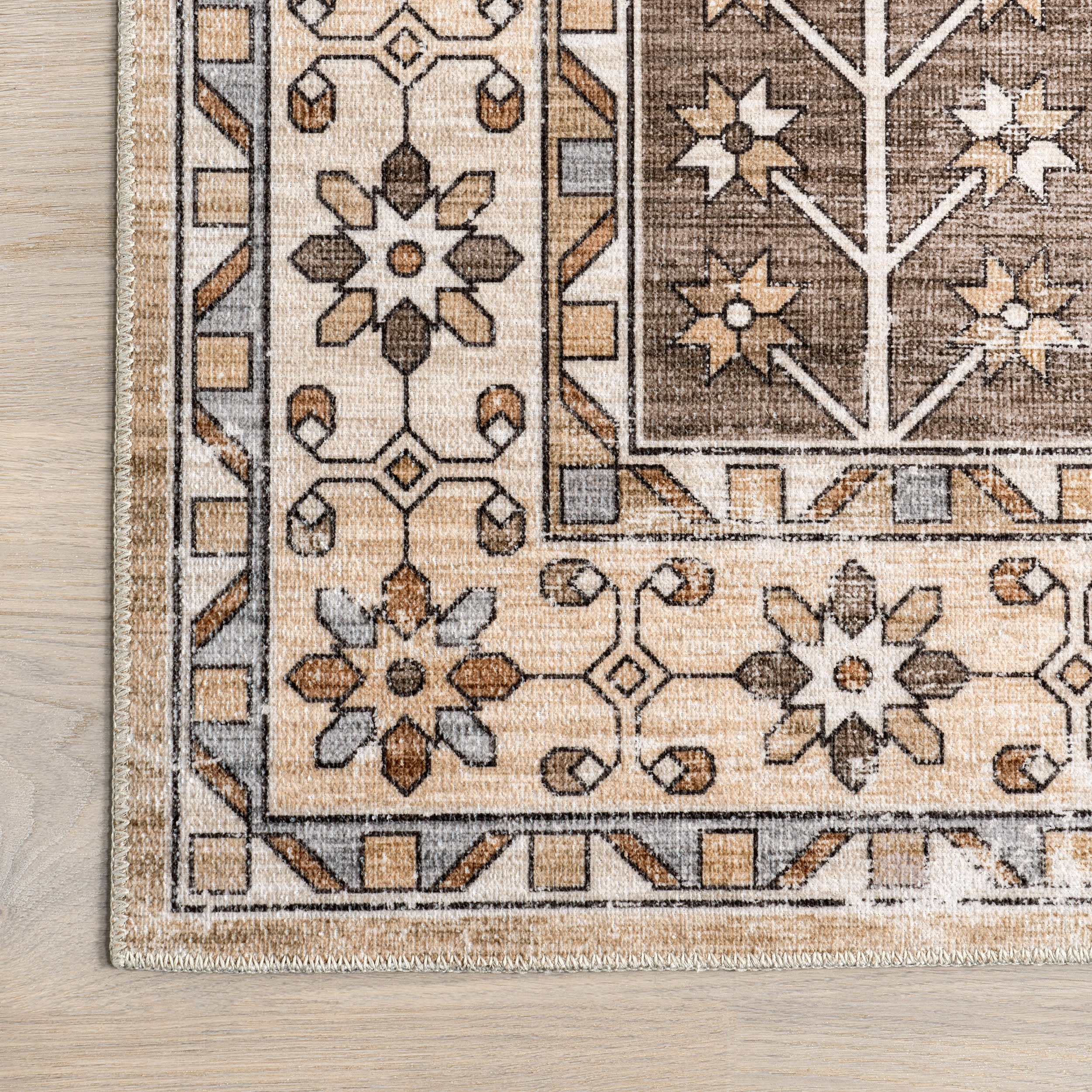Laurel Medallion Washable Rug | Sand - Image 3