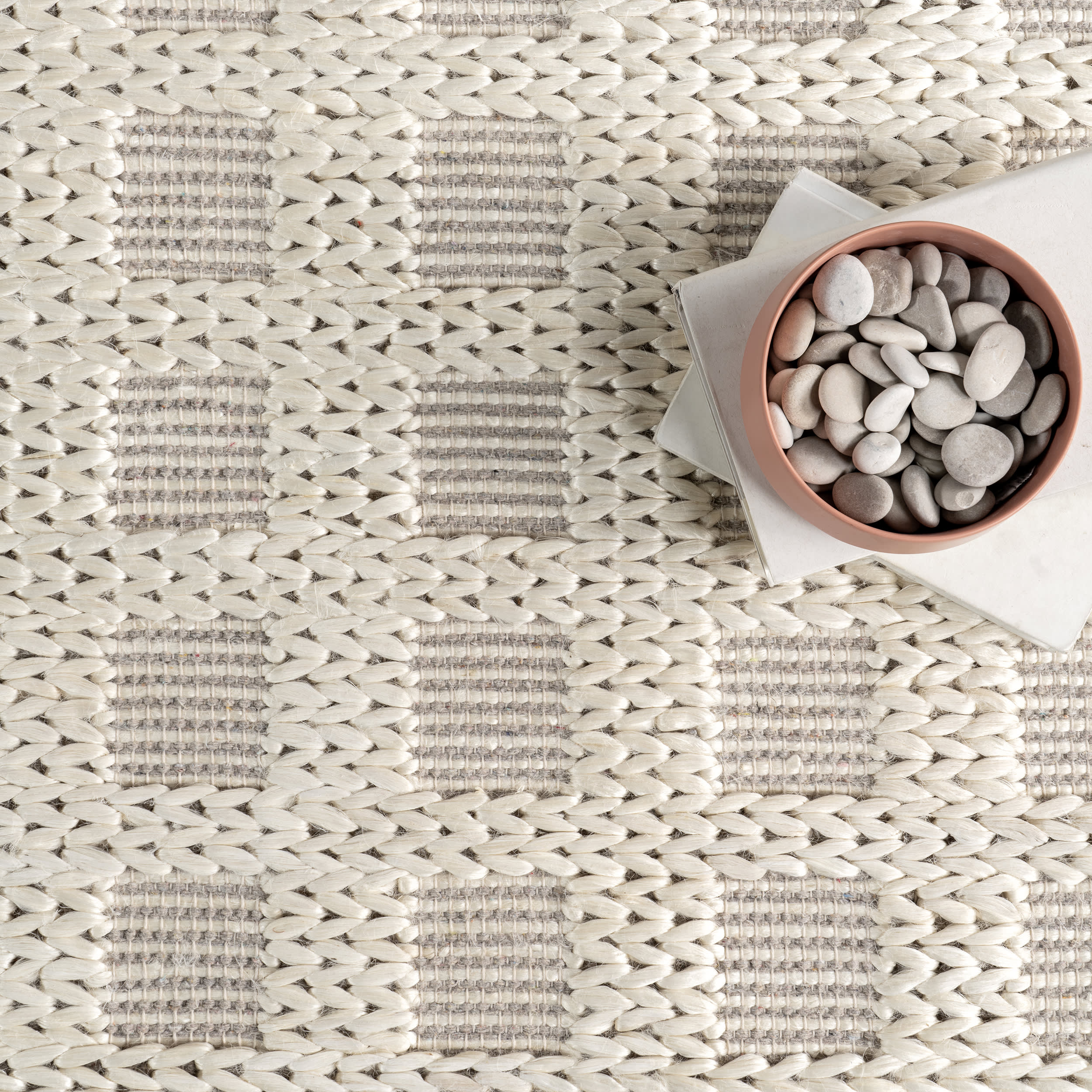 Lennon Checkered Hand Braided Jute Rug | Ivory - Image 7