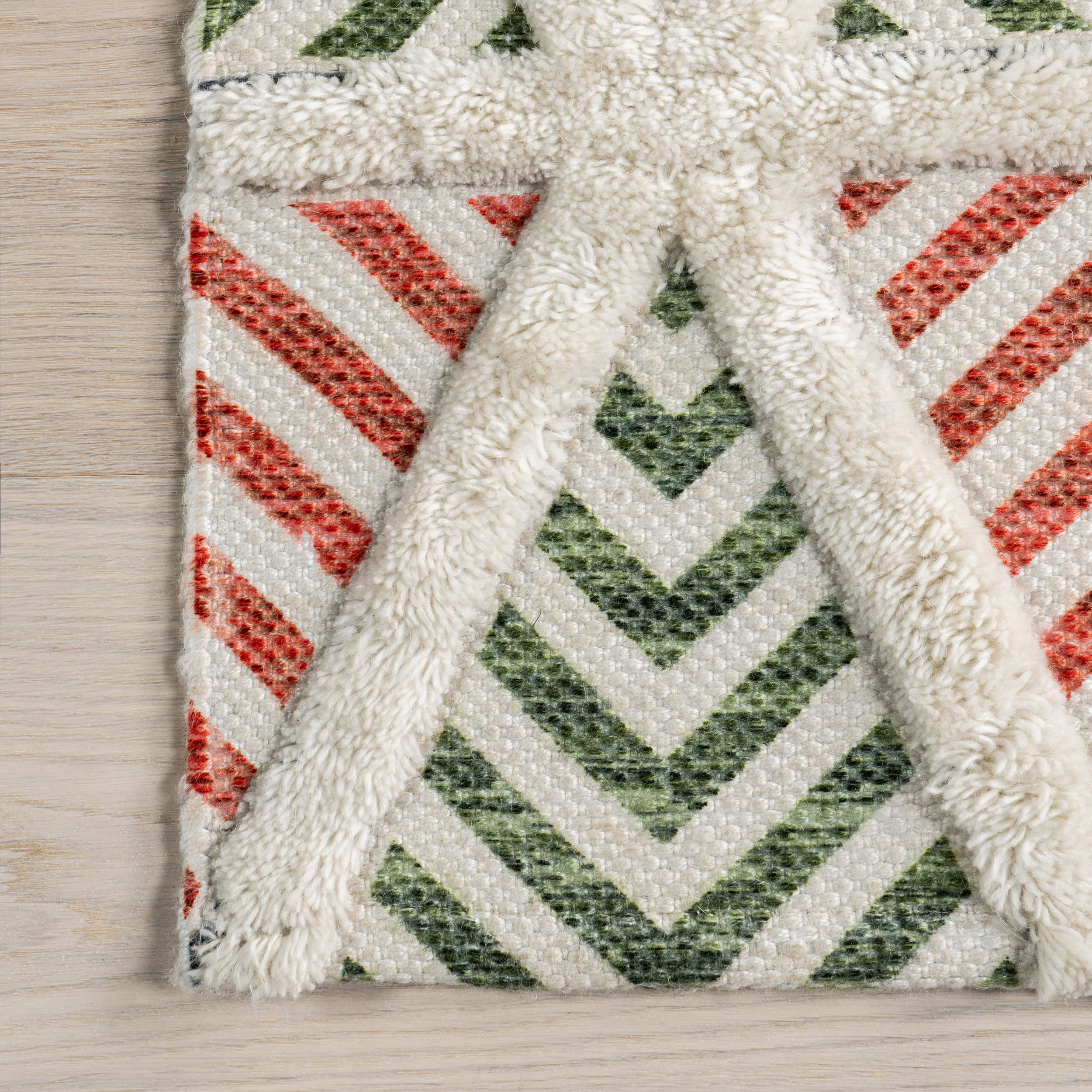 Lexley Triangular Rug | Red - Image 3