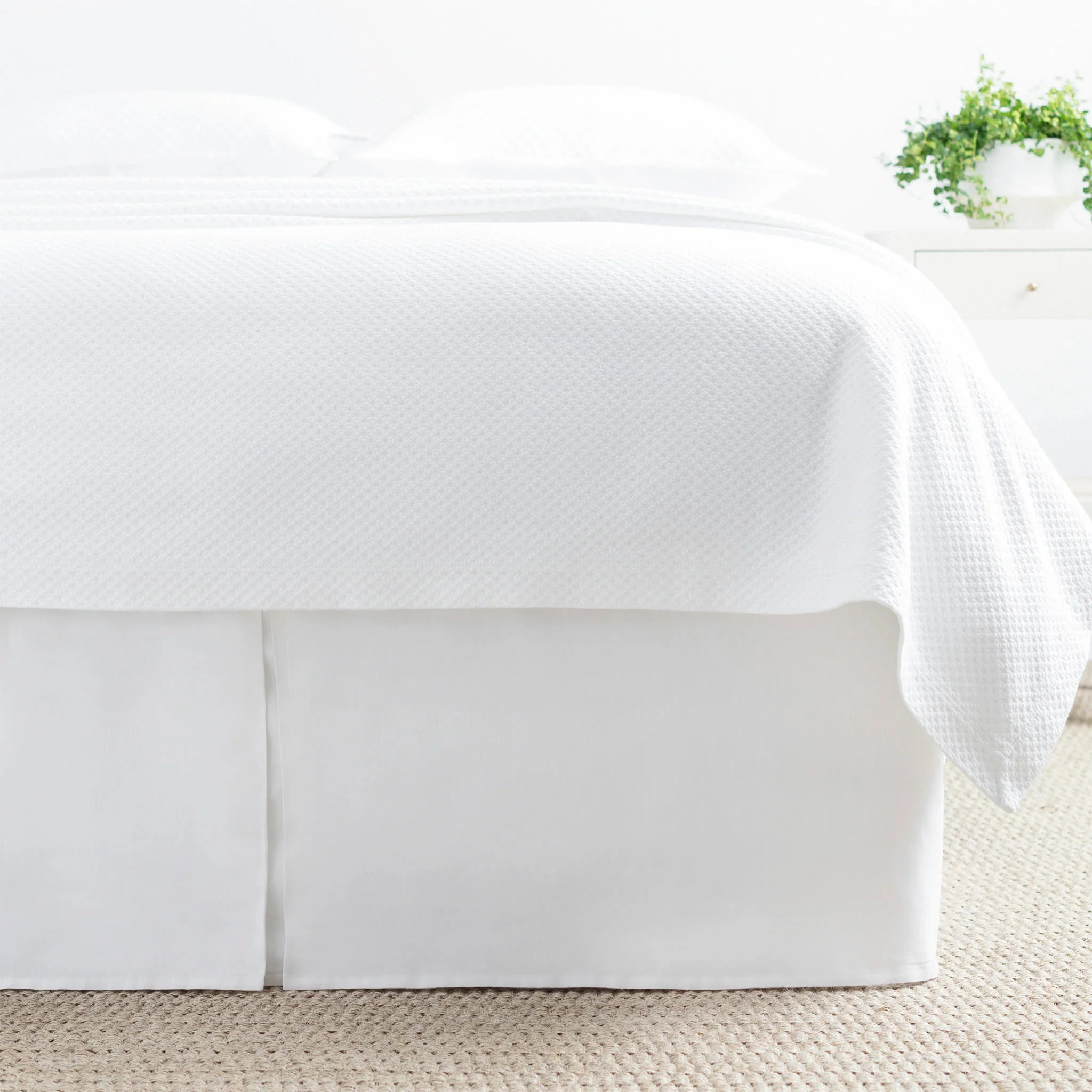 Lush Linen Bed Skirt | White