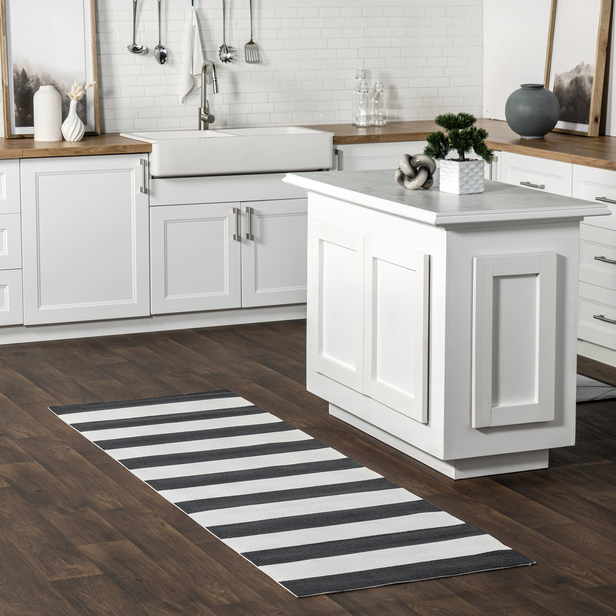 Magnolia Striped Indoor/Outdoor Rug | Black - Image 2