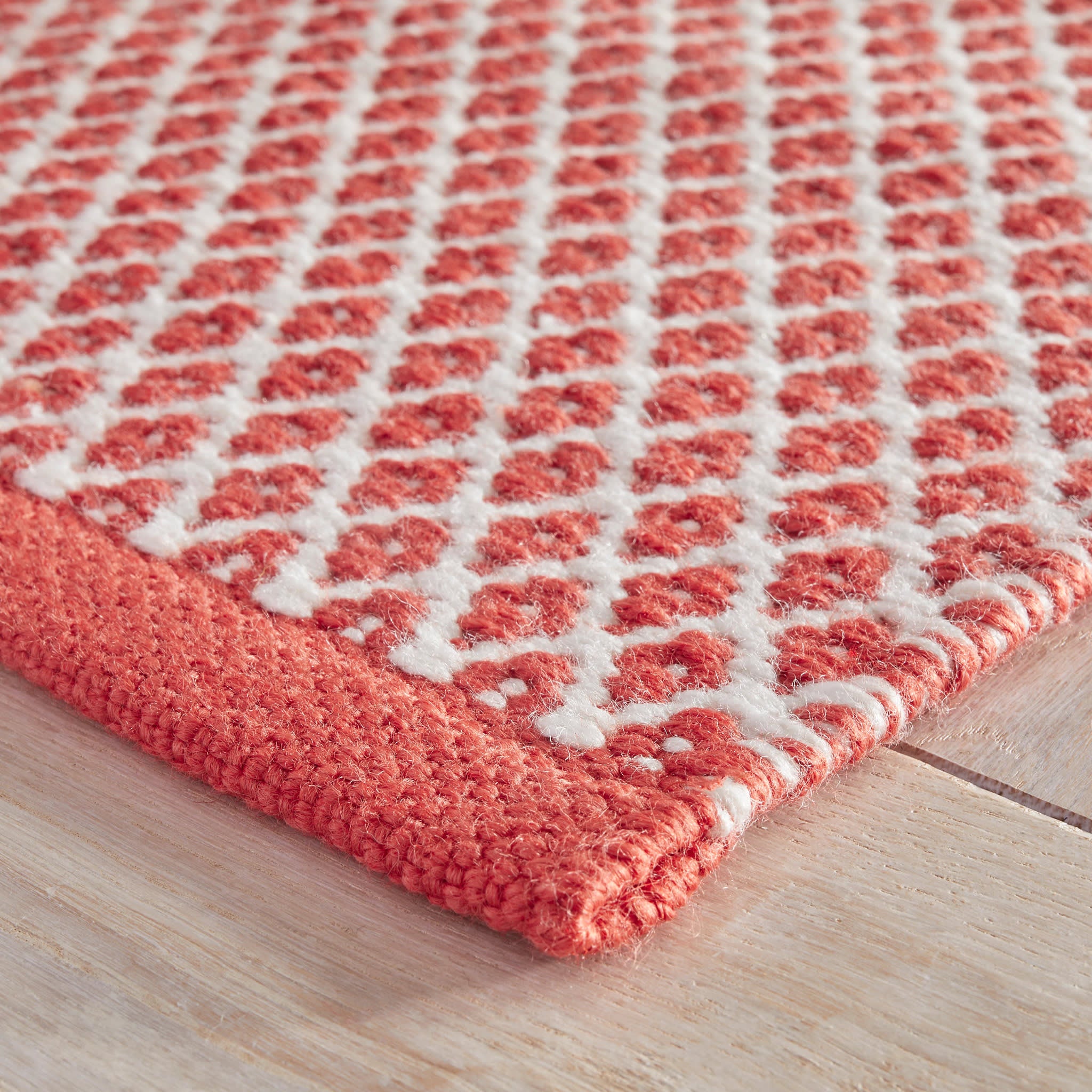 Mainsail Handwoven Indoor/Outdoor Rug | Red - Image 5