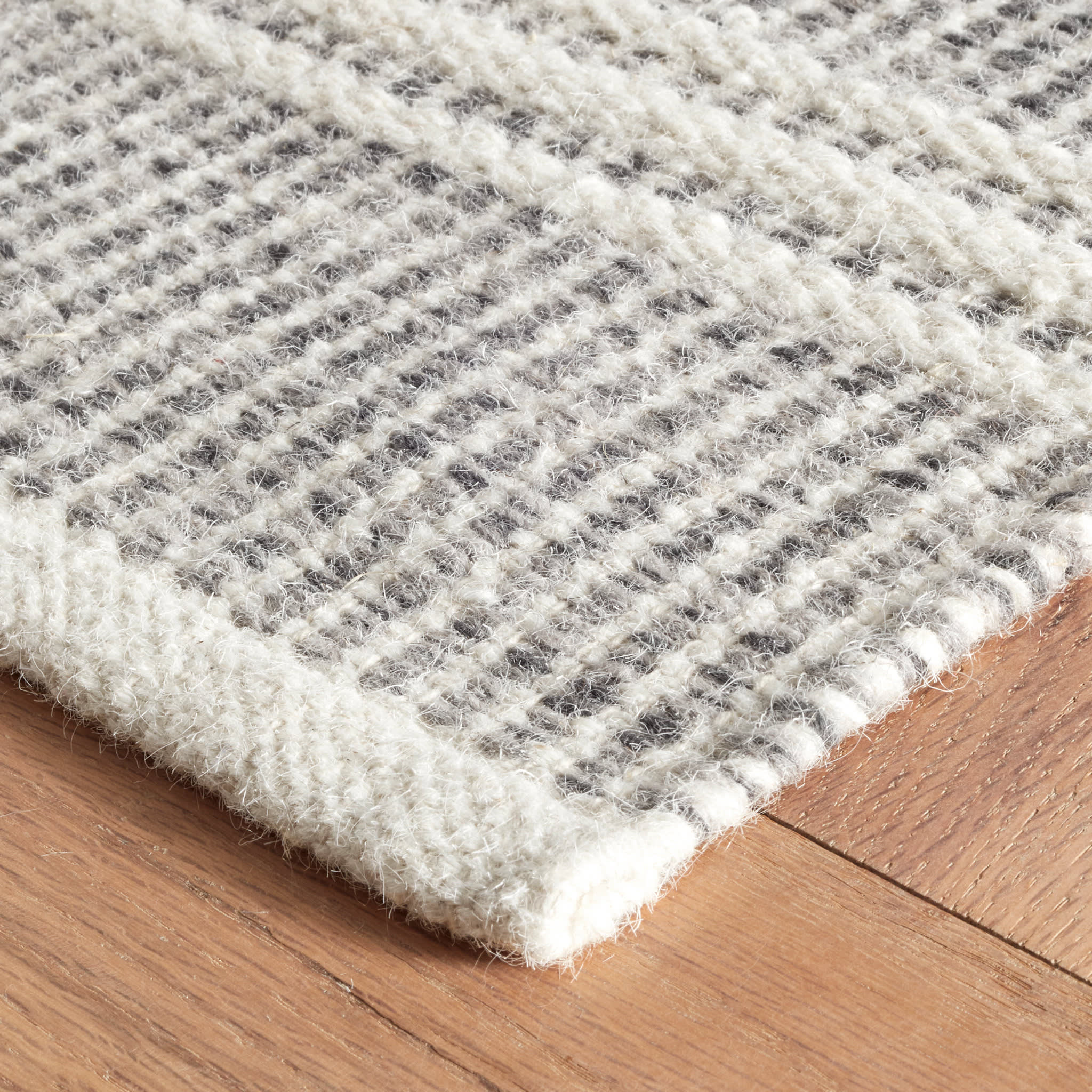 Malta Handwoven Wool Rug | Grey - Image 5