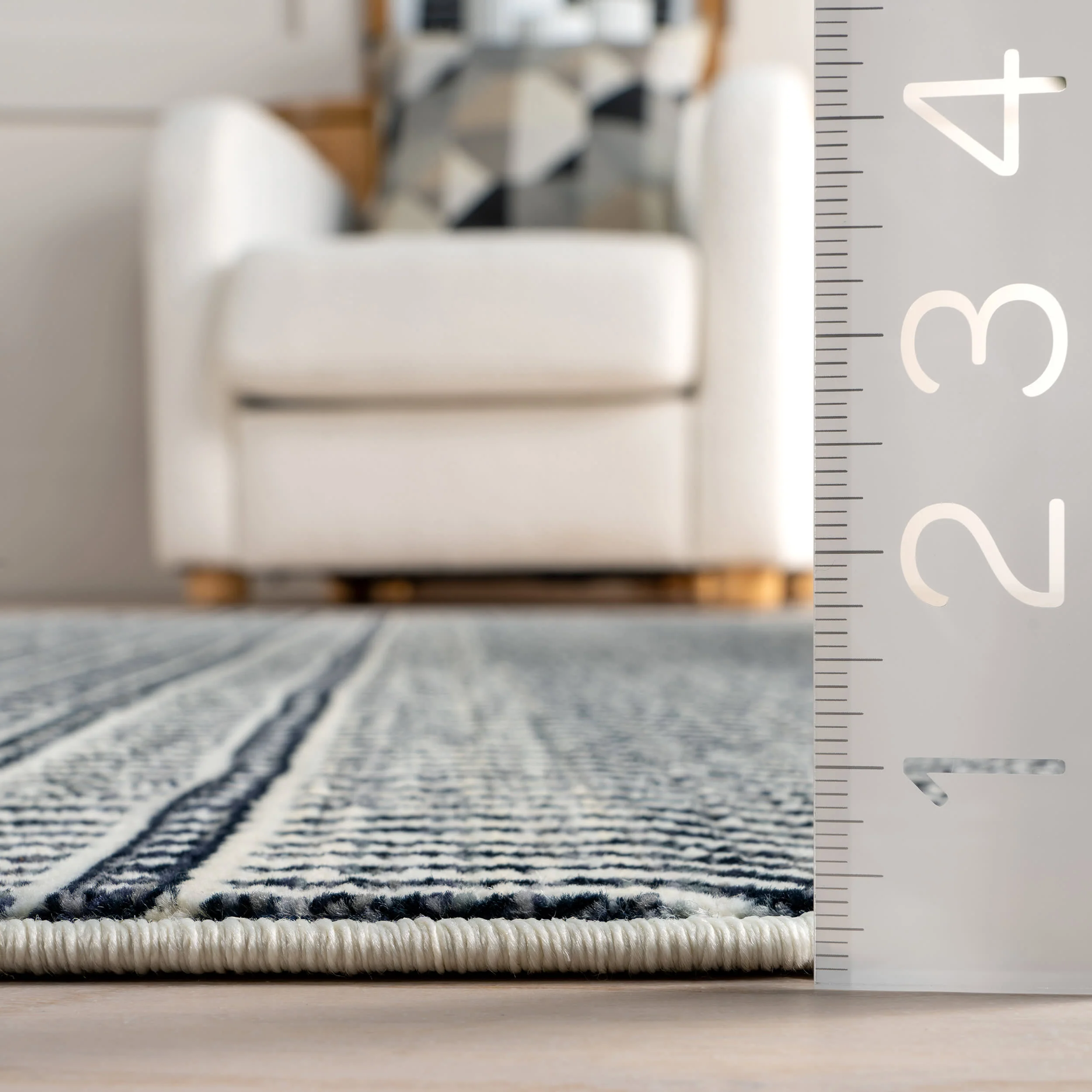 Maude Geometric Traditional Fringed Rug | Blue - Image 5