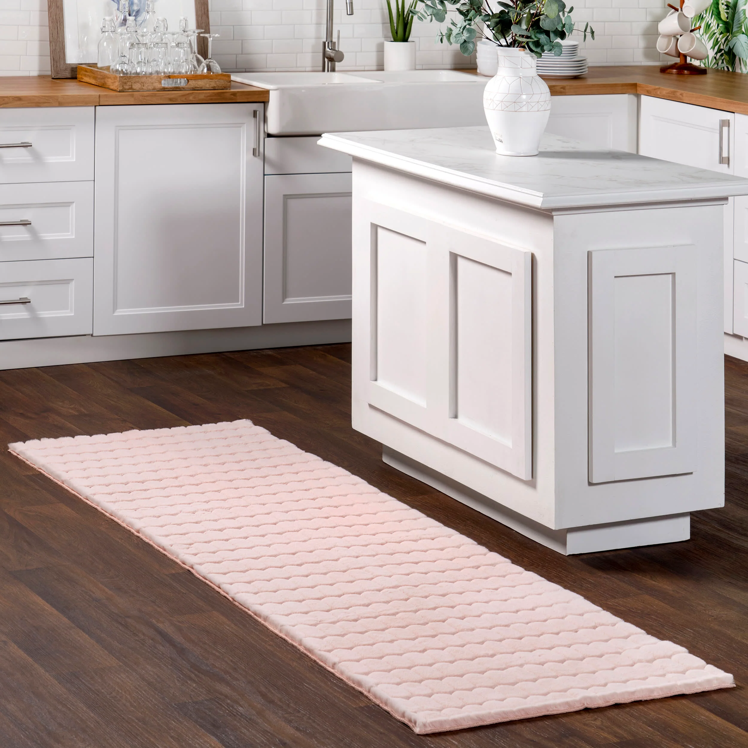 Milazia Honeycomb Plush Cloud Washable Rug | Blush - Image 2
