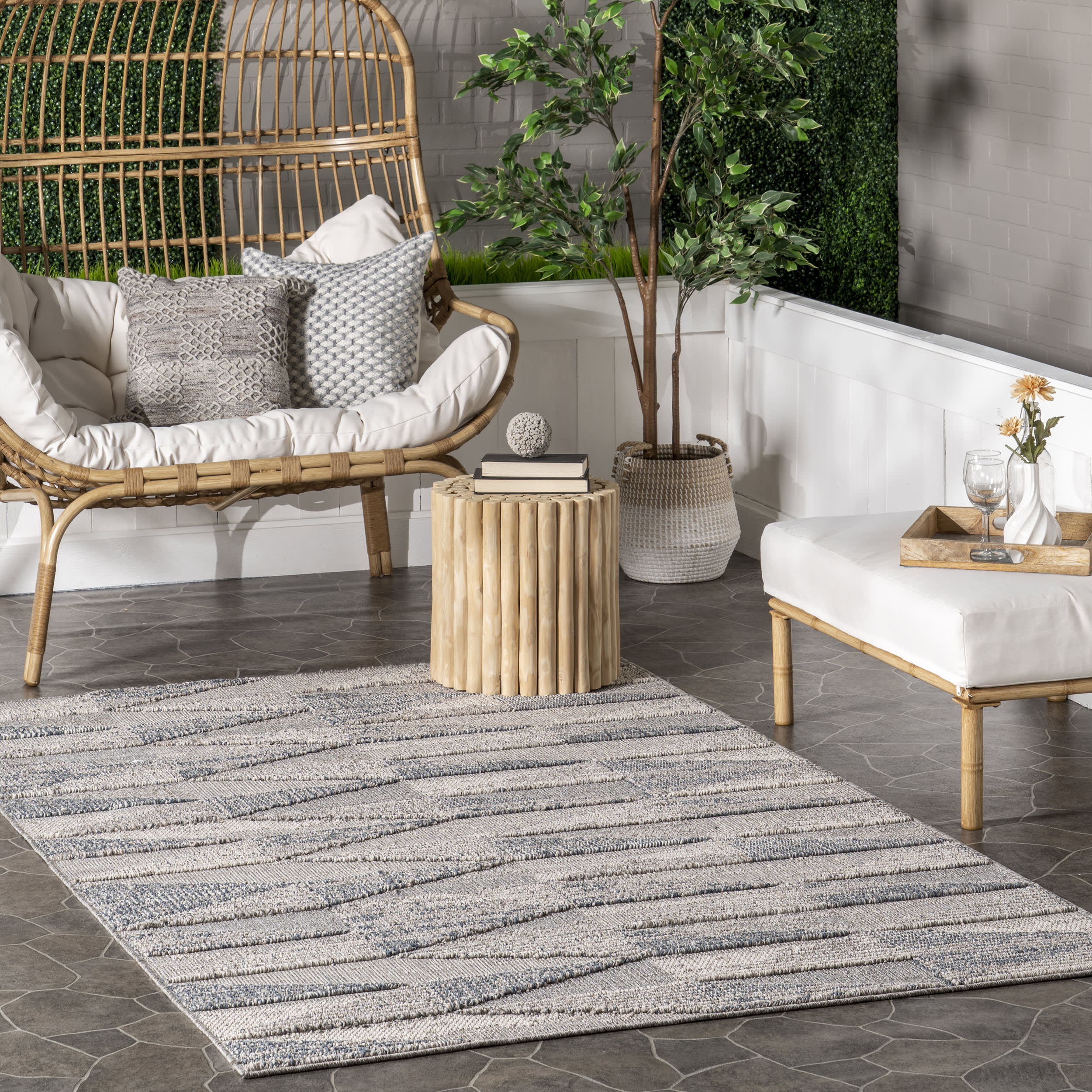 Mina High-Low Triangles Indoor/Outdoor Rug | Light Grey - Image 2