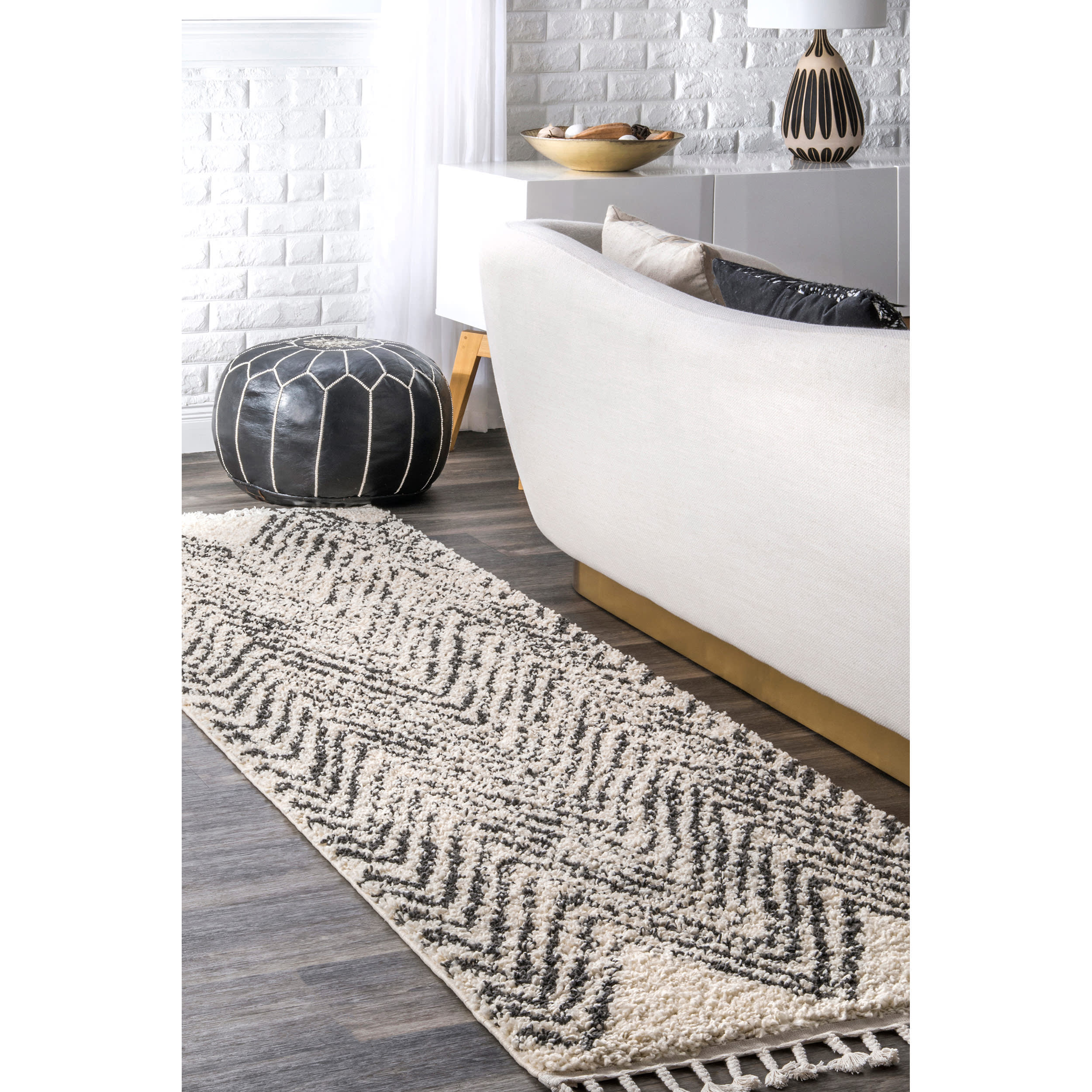 Moroccan Chevron Tassel Rug | Off White - Image 2