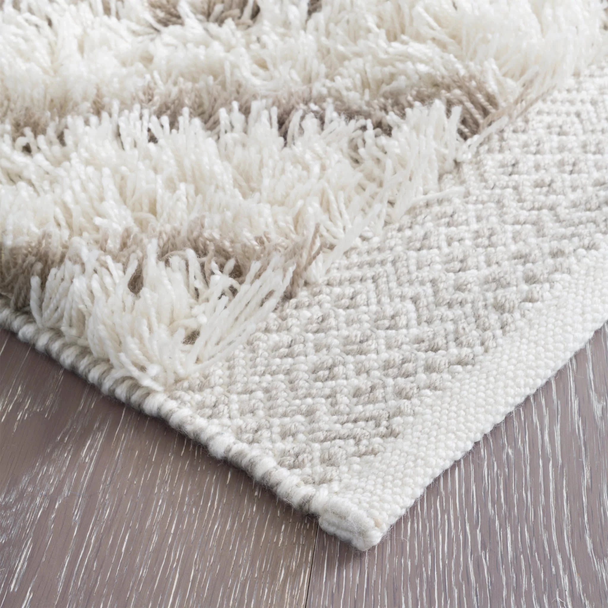 Moroccan Lines Handwoven Performance Rug | Grey - Image 3