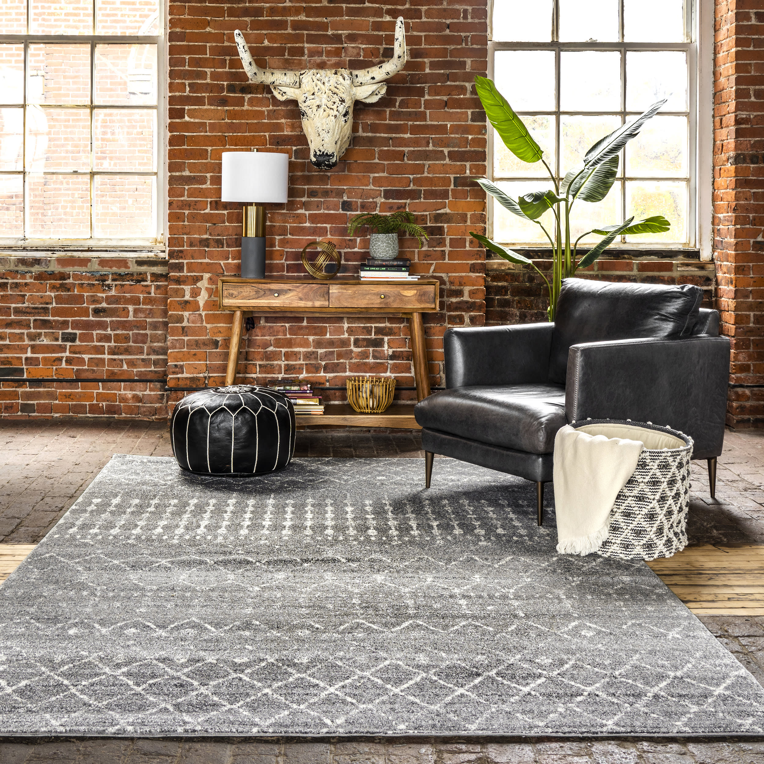 Moroccan Trellis Rug | Dark Grey - Image 7