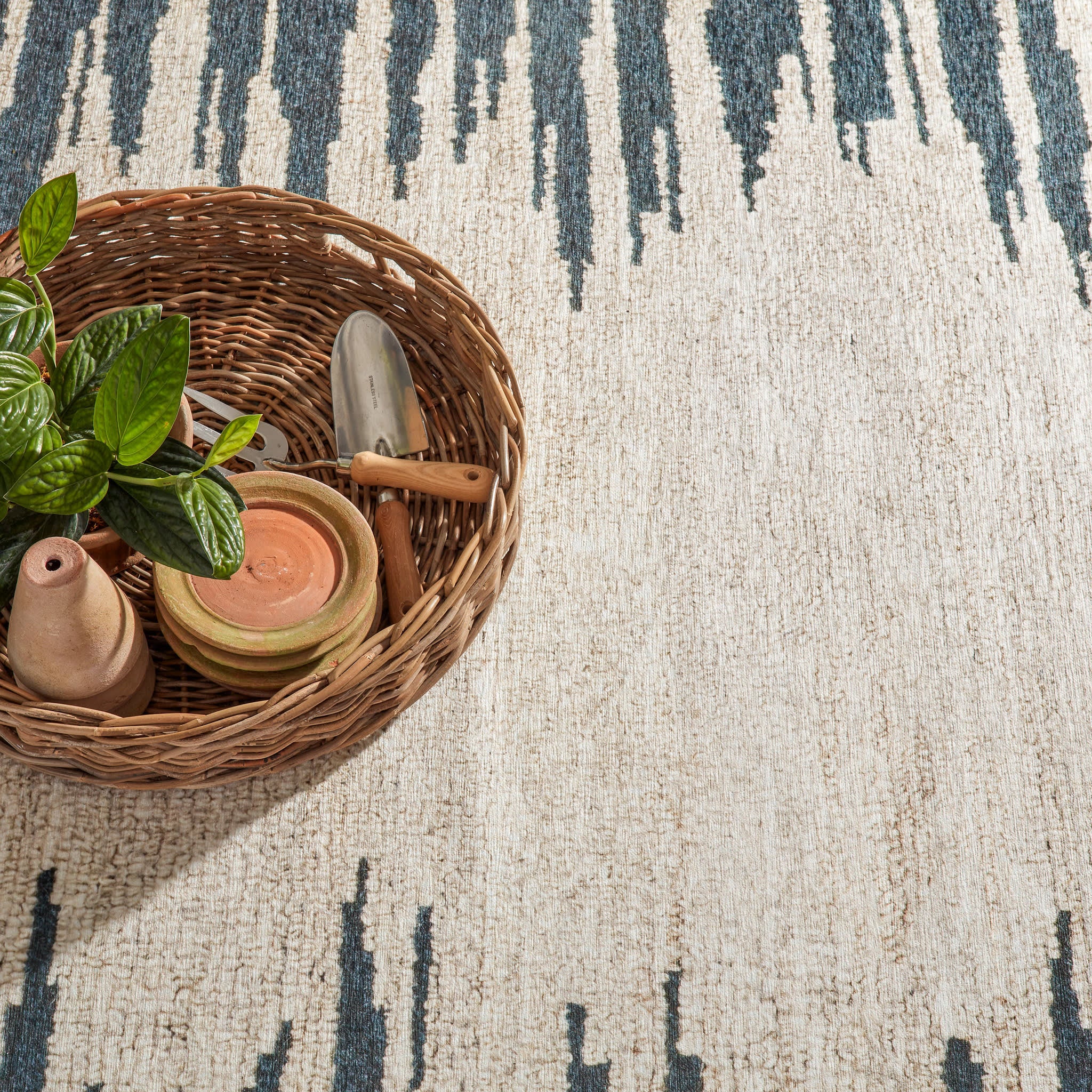 Moss Machine Washable Rug | Metal - Image 3