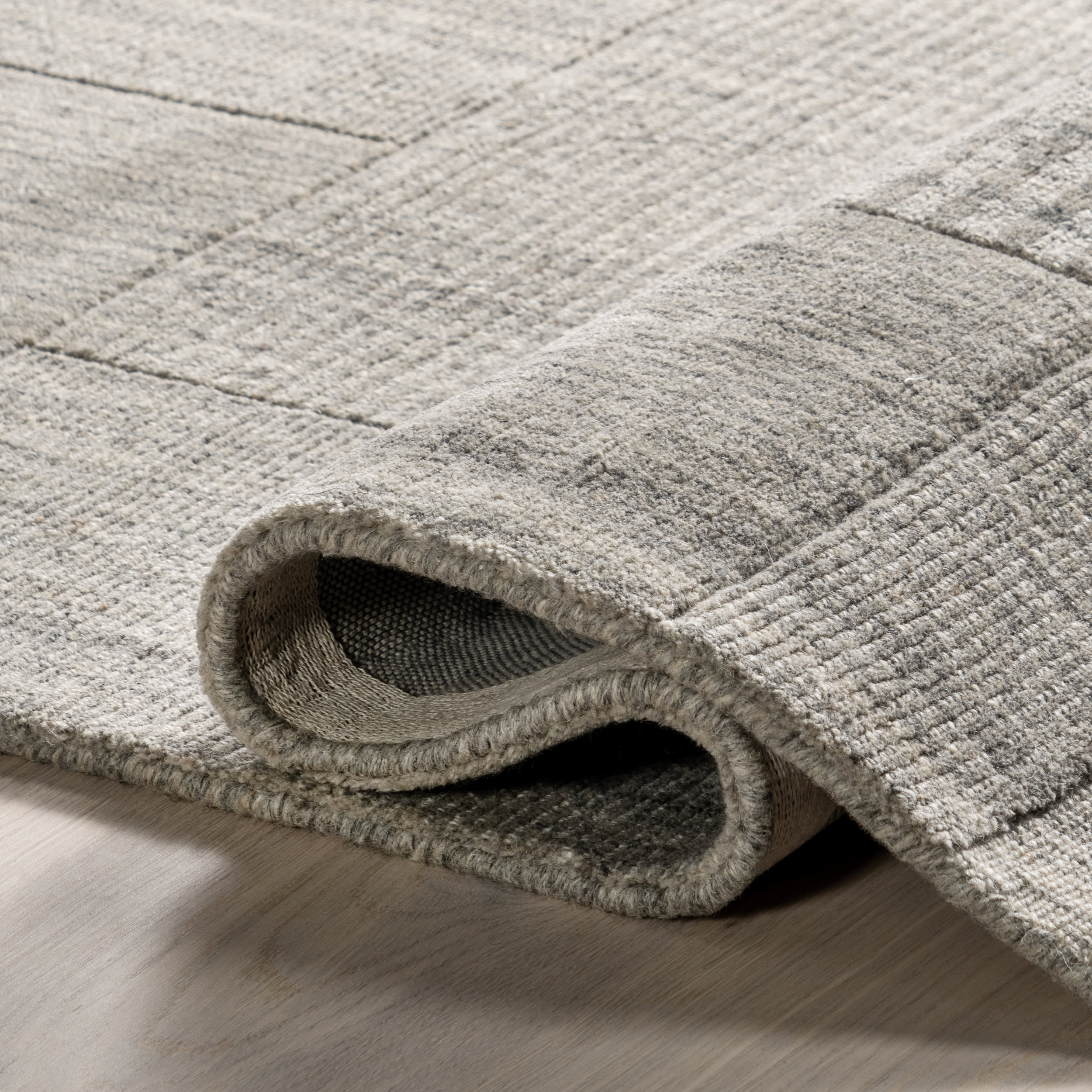 Mozai Fringed Wool-Blend Rug | Light Grey - Image 6