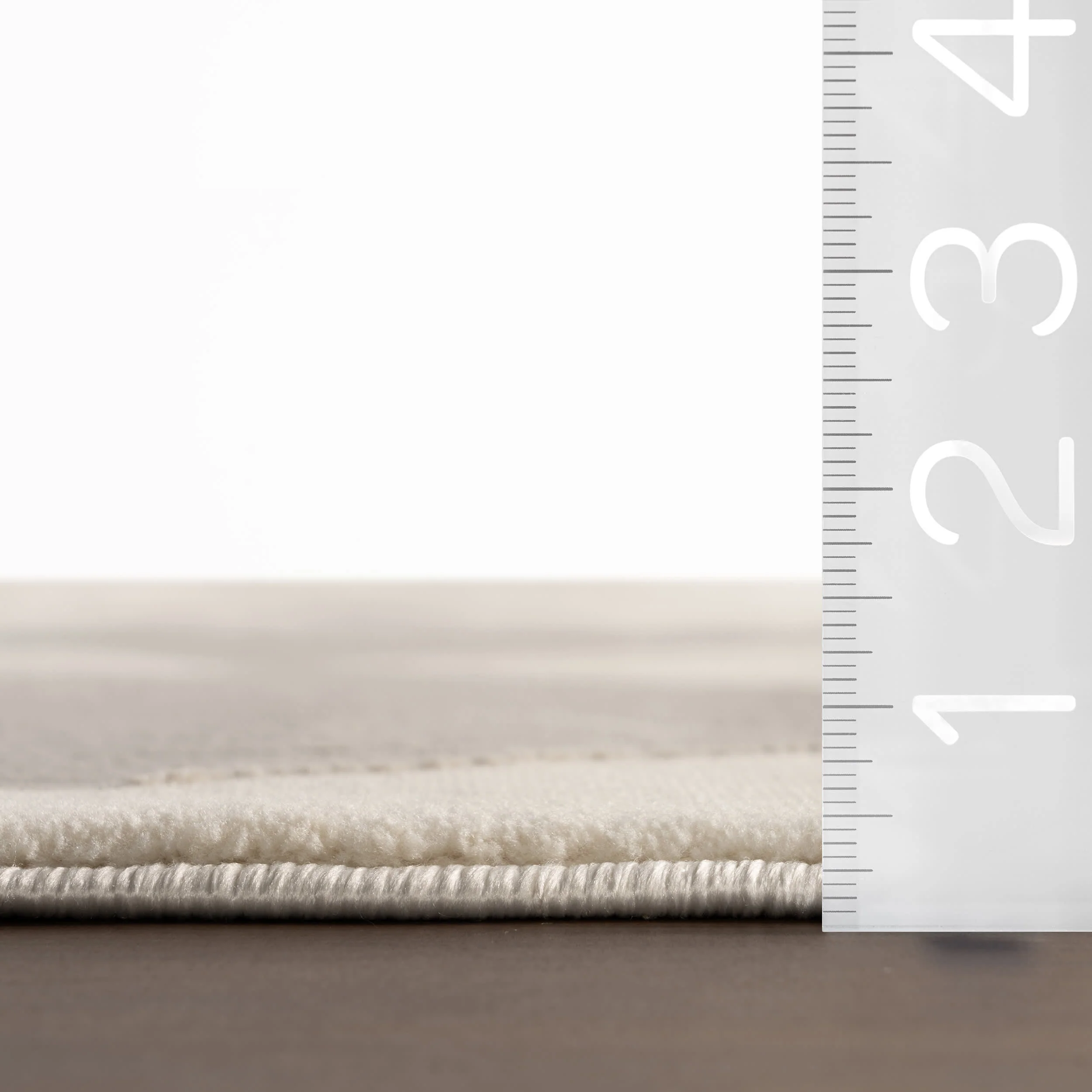 Mynra Diamond Plush Textured Washable Rug | Cream/Grey - Image 6
