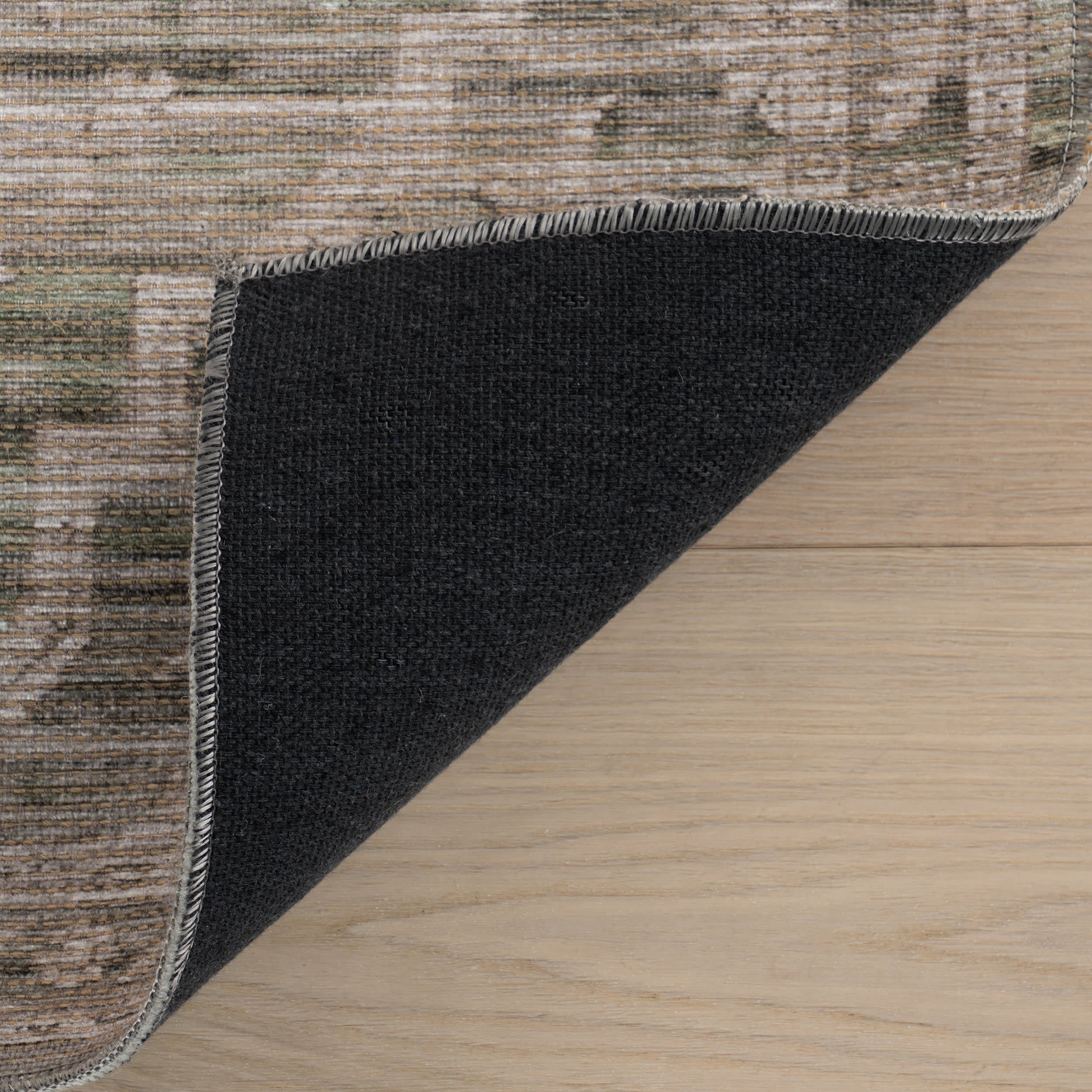 Nefre Traditional Diamond Rug | Green - Image 8