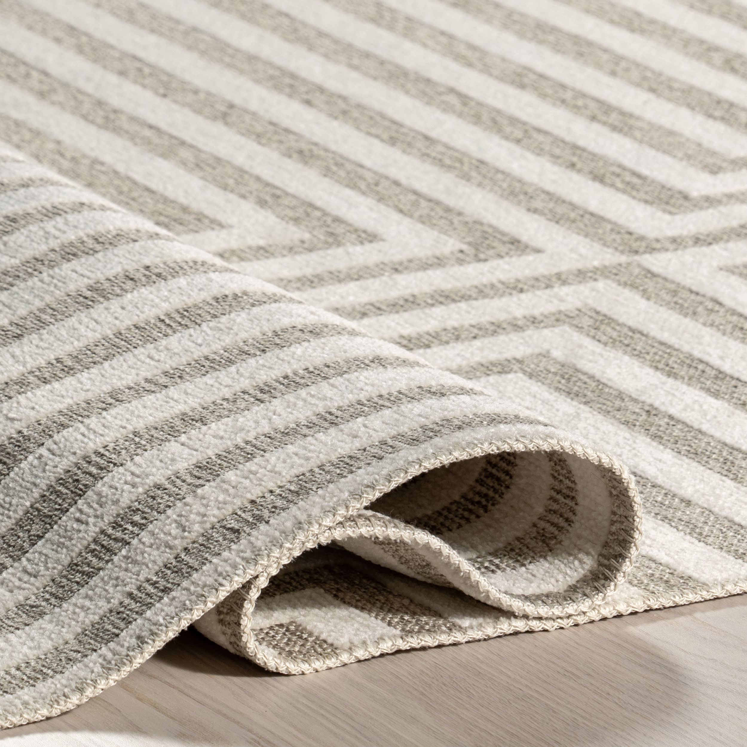 Nicolai Graphic Fringed Reversible Washable Rug | Cream - Image 9