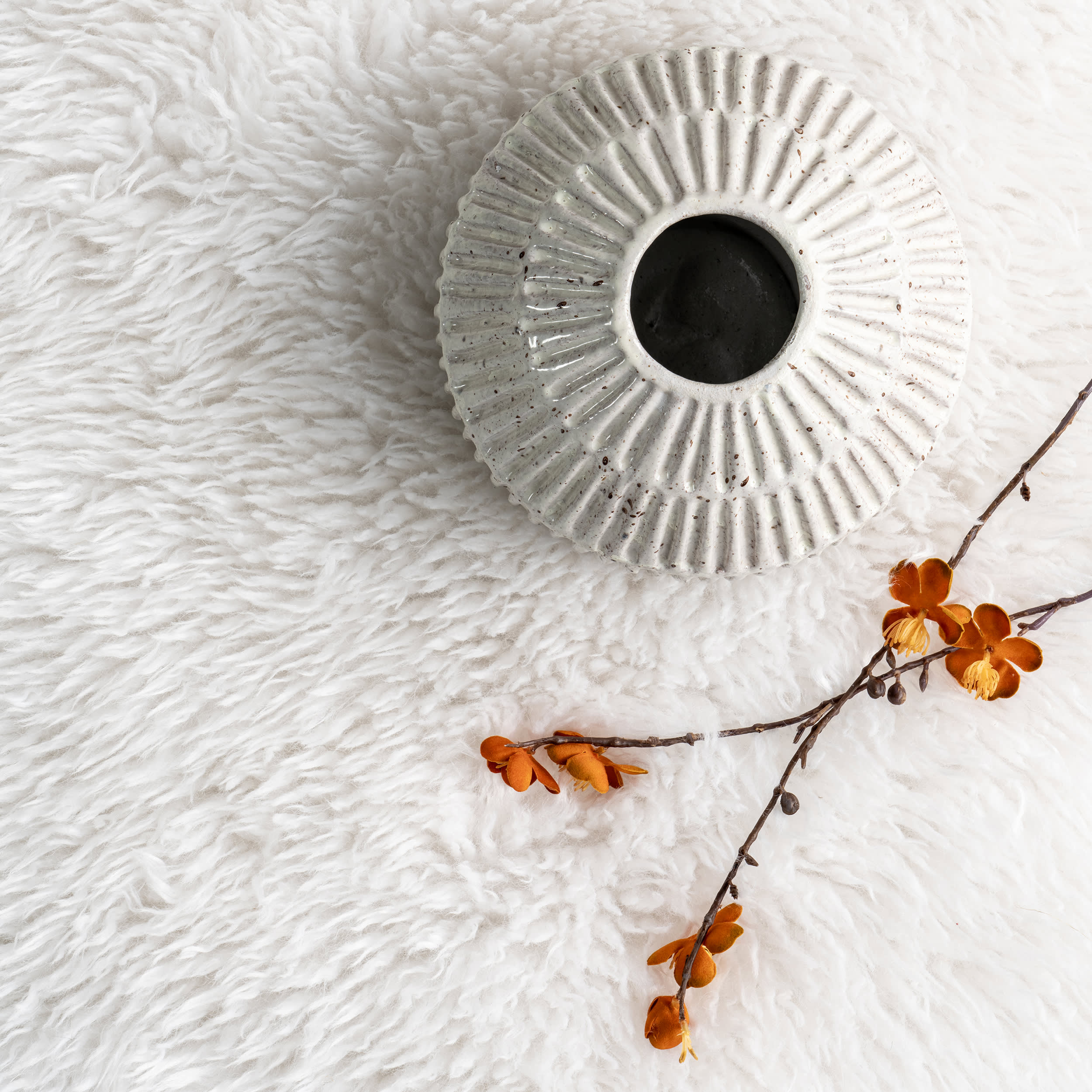 Onika Faux Sheepskin Plush Washable Rug | Ivory - Image 7