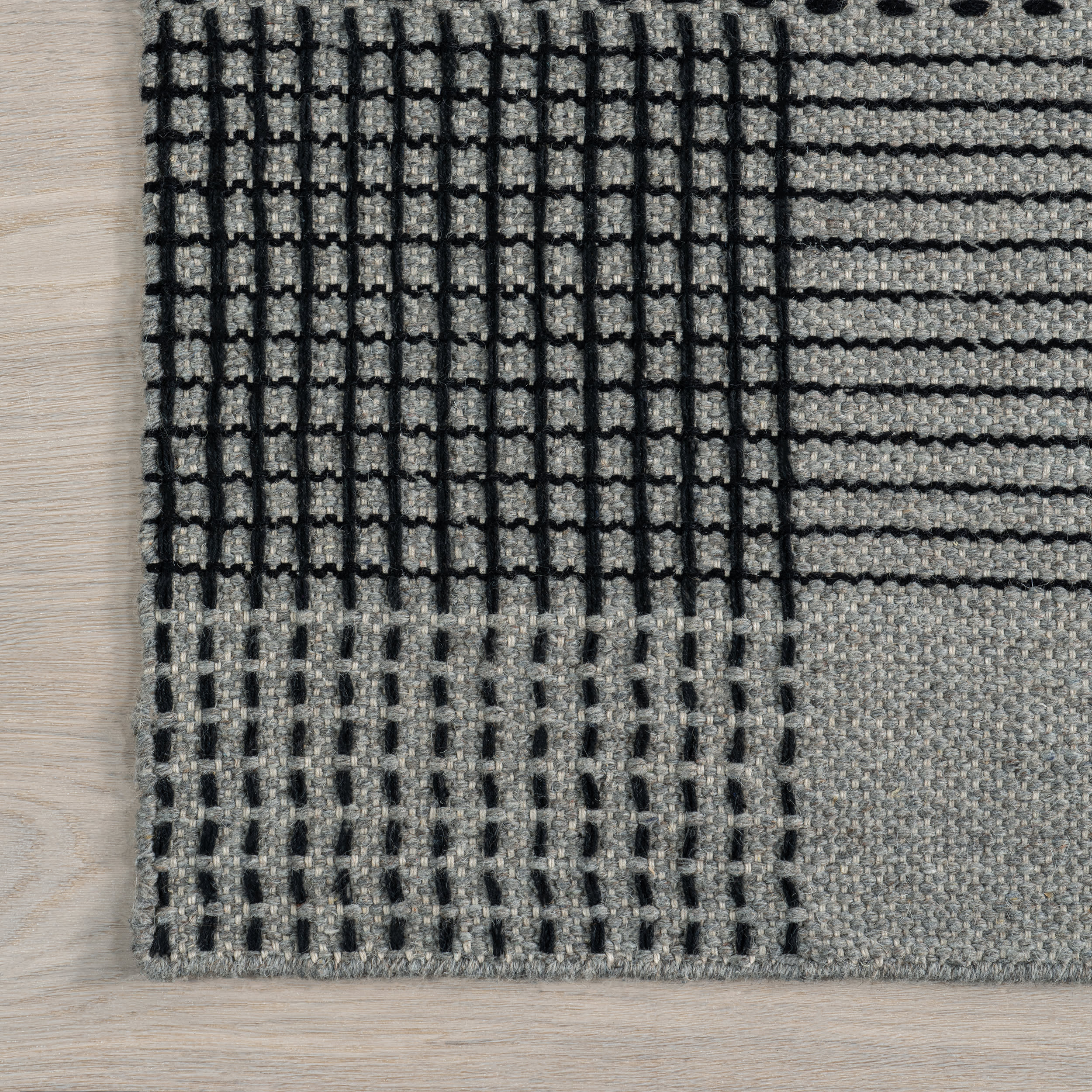 Oregon Plaid Wool Rug | Grey - Image 3