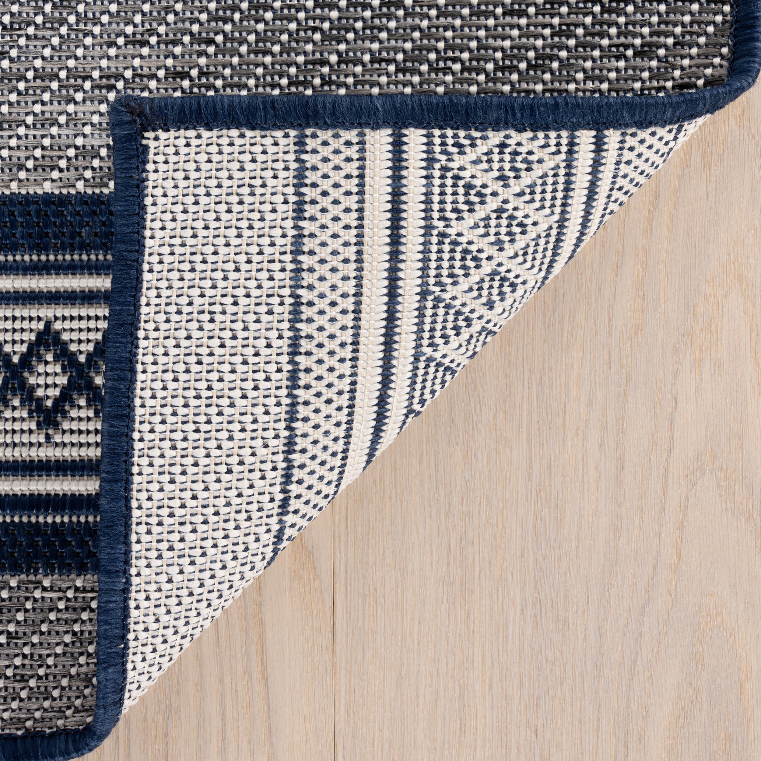 Oristela Modern Abstract Indoor/Outdoor Rug | Navy - Image 8