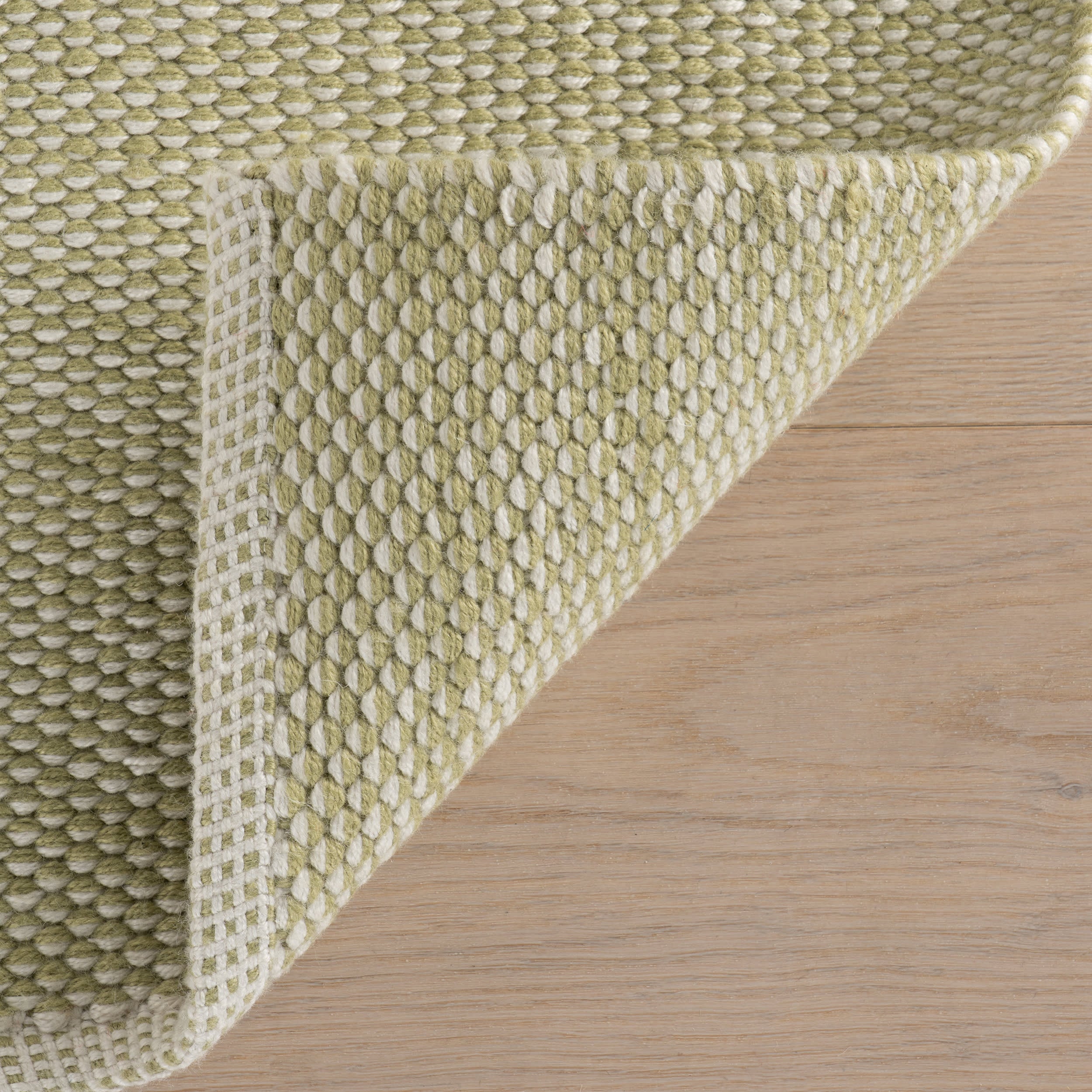 Pebble Handwoven Performance Rug | Green - Image 7