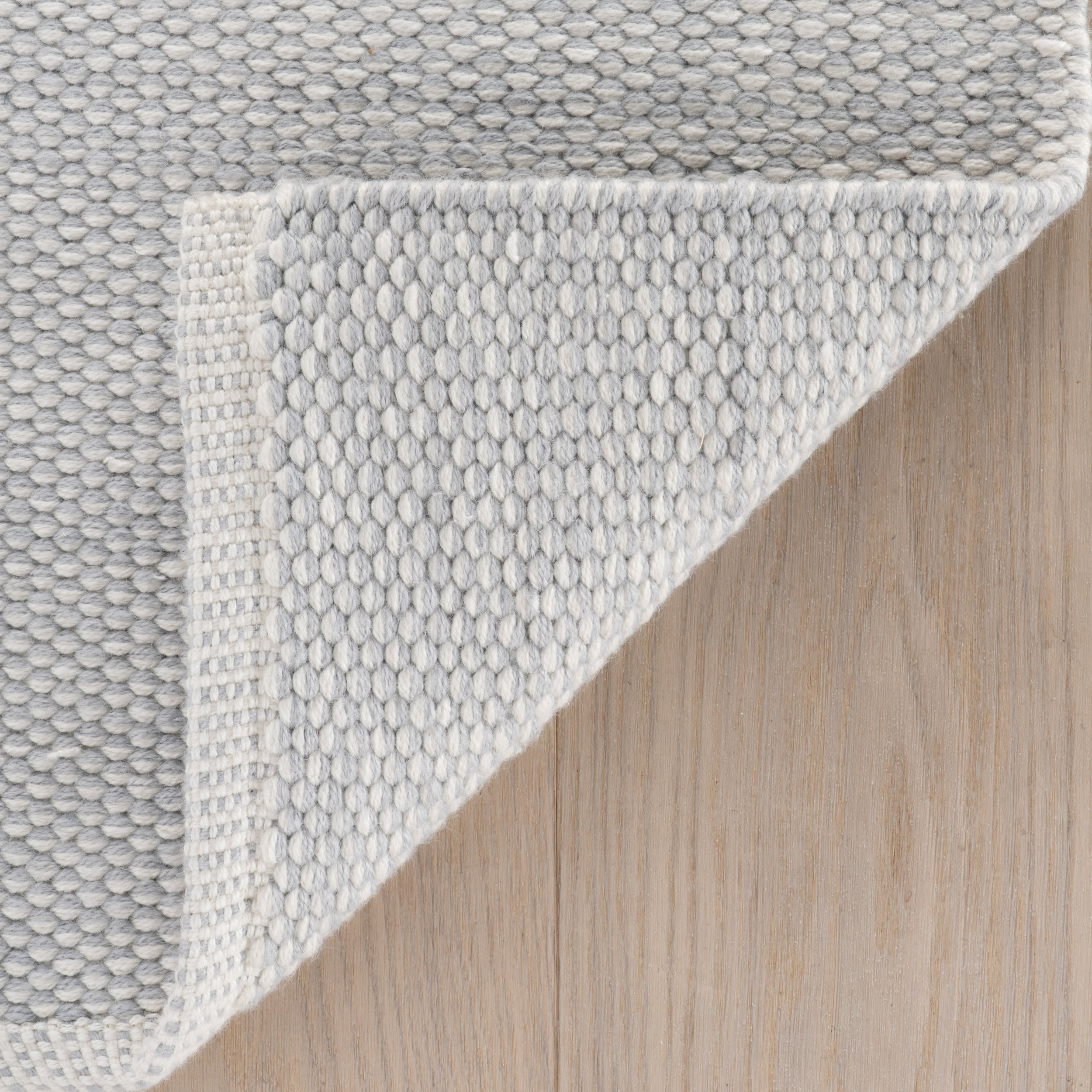 Pebble Handwoven Performance Rug | Grey - Image 9