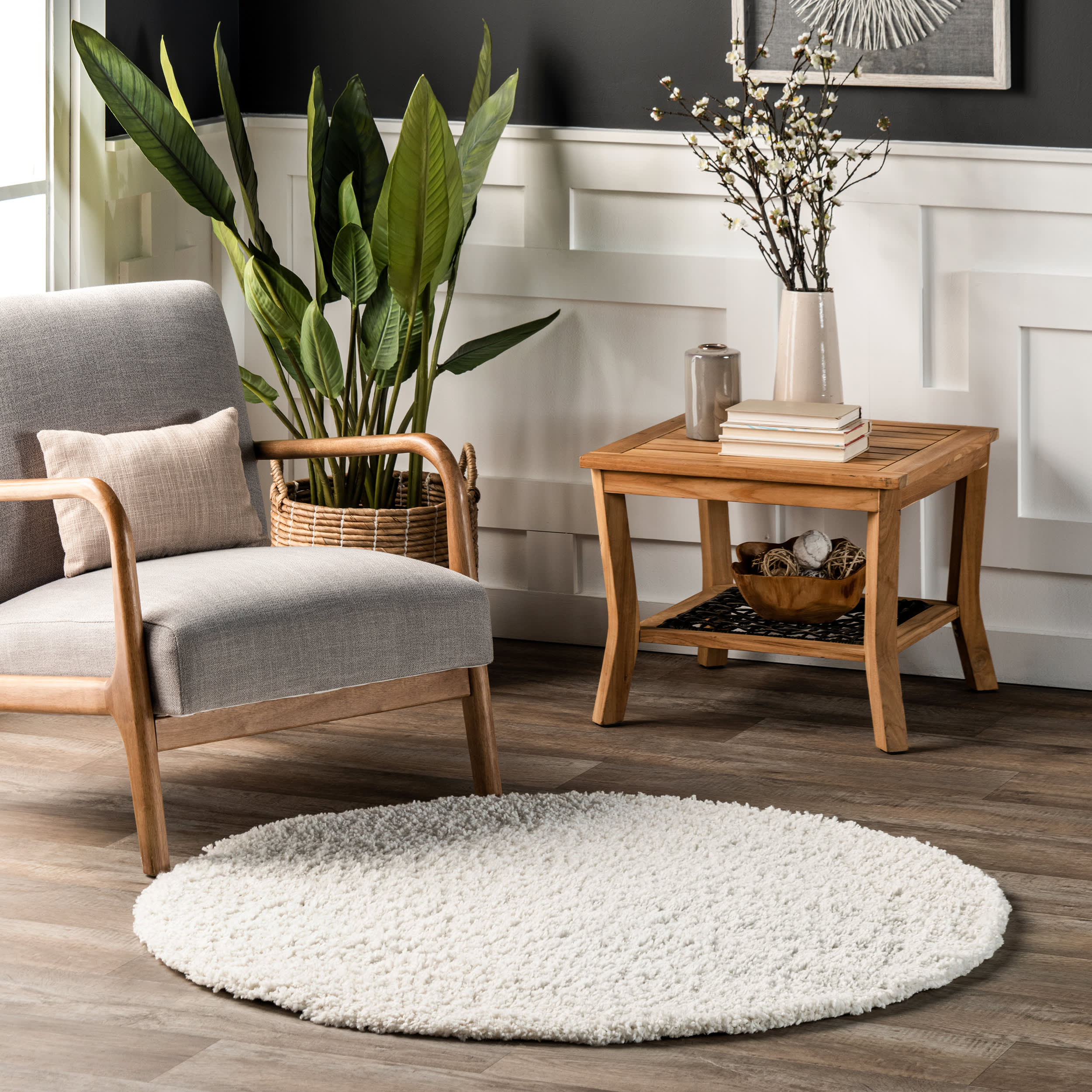 Plush Solid Shaggy Rug | Off White - Image 2