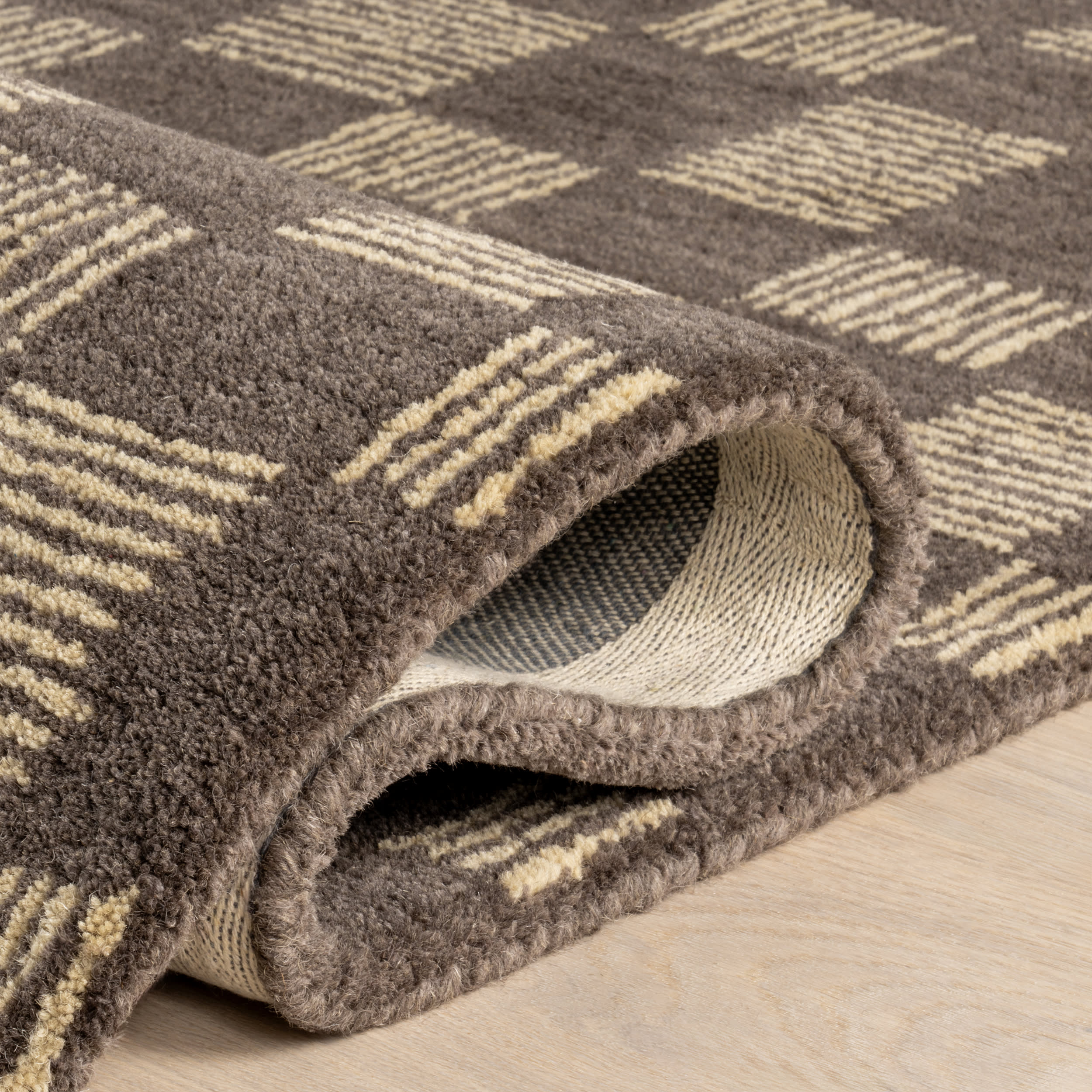 Quince Checked Wool Rug | Grey - Image 8