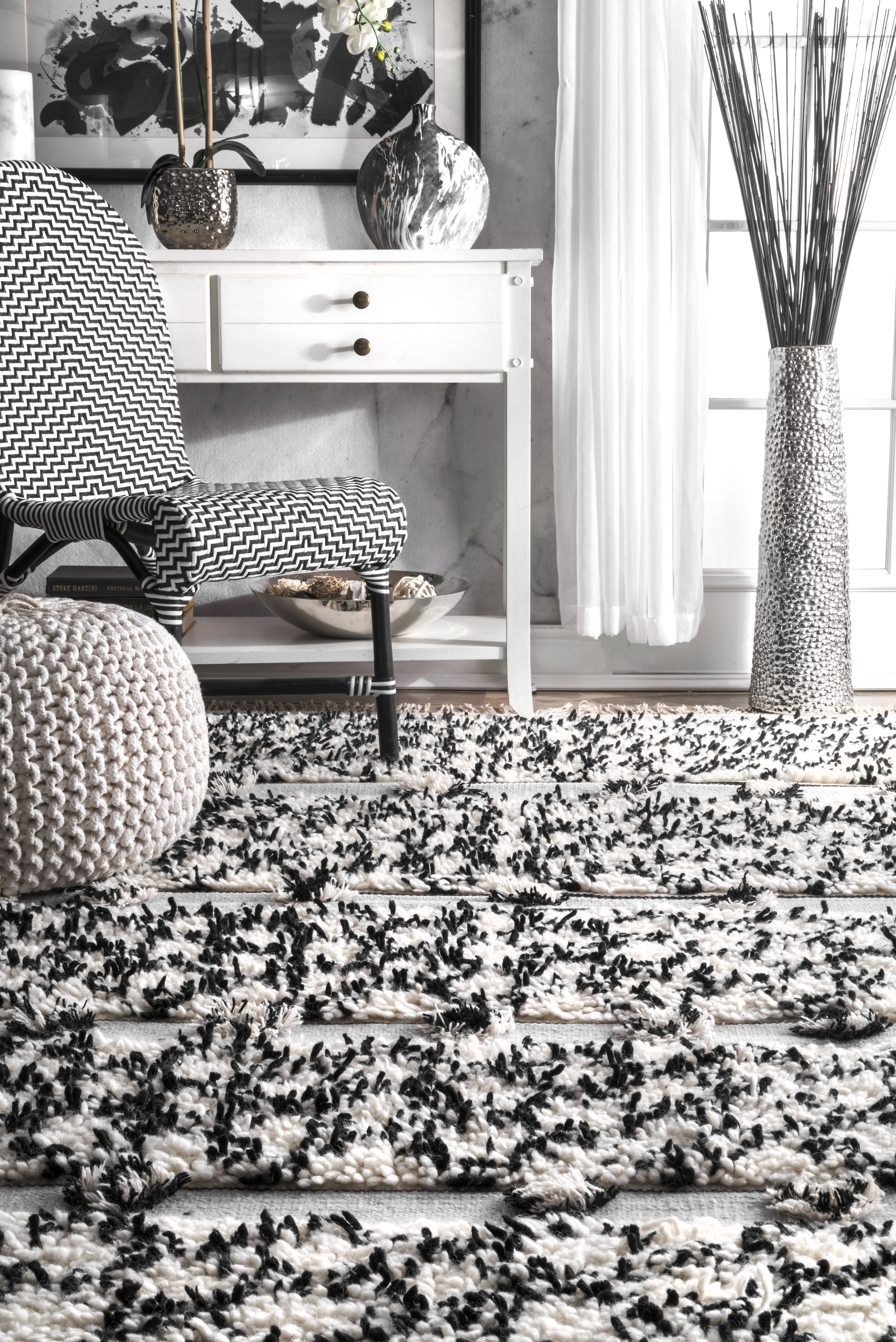 Raised Diamond Trellis Shag Rug | Silver - Image 4