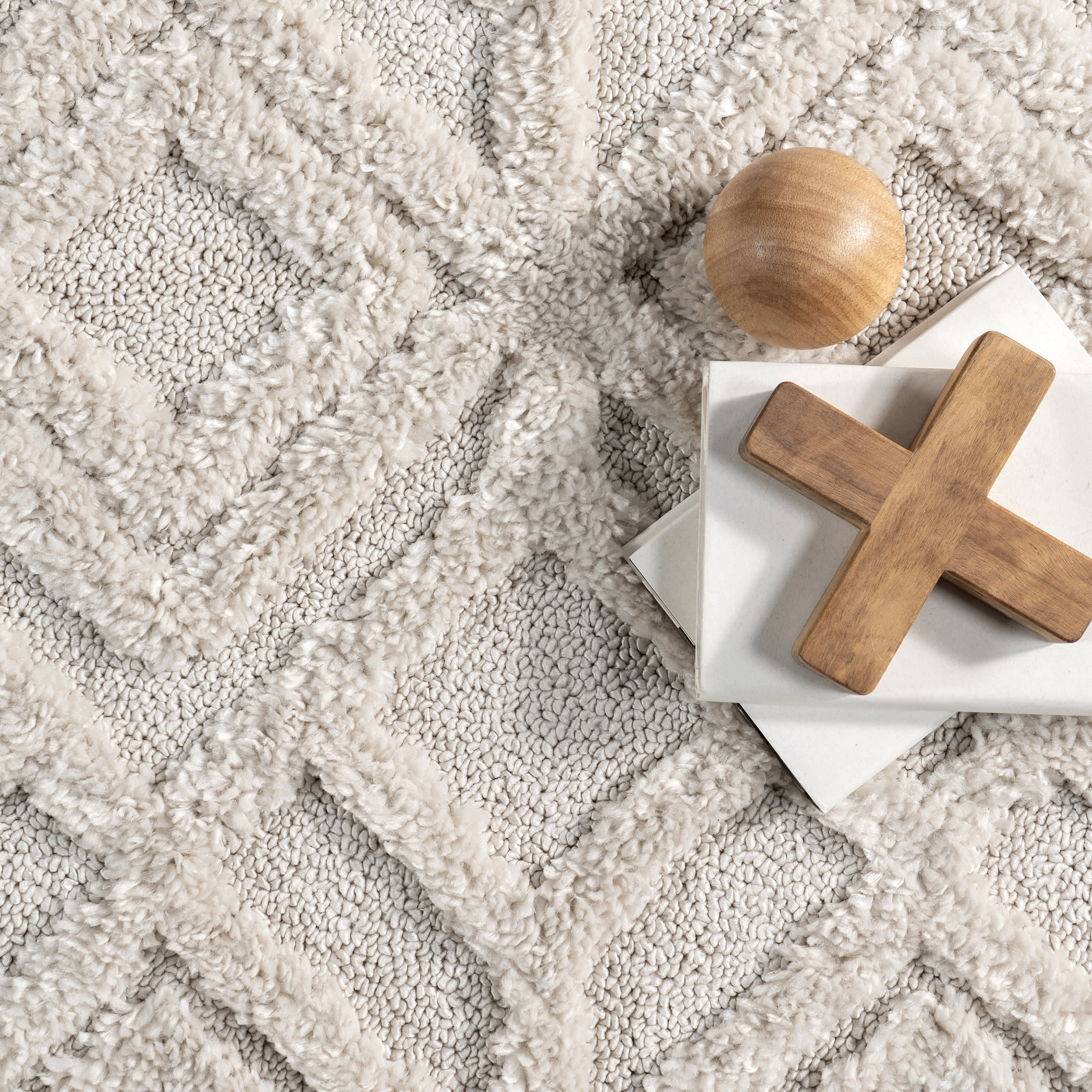 Ramira Raised Trellis Rug | Ivory - Image 7