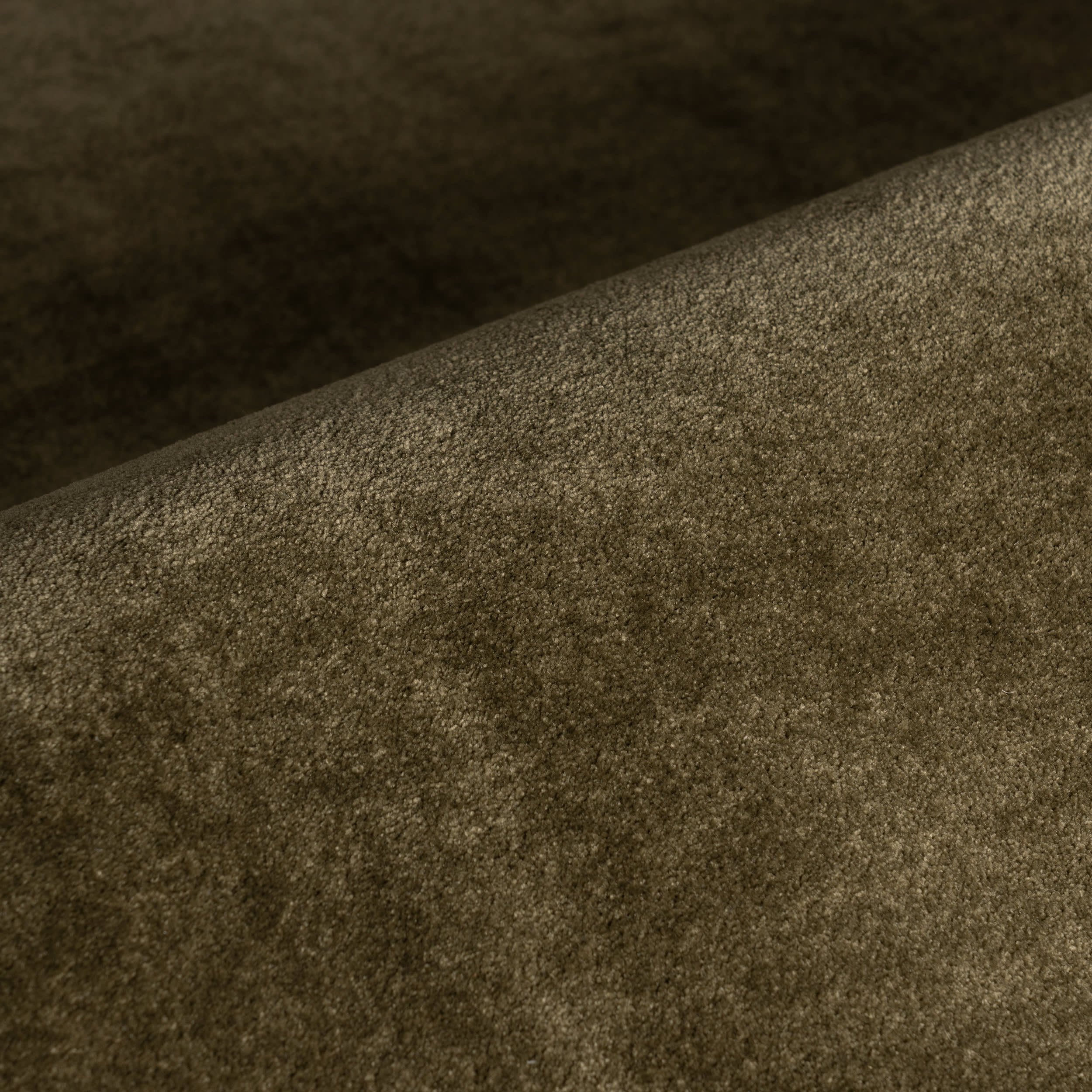 Ranya Modern Solid Rug | Green - Image 3
