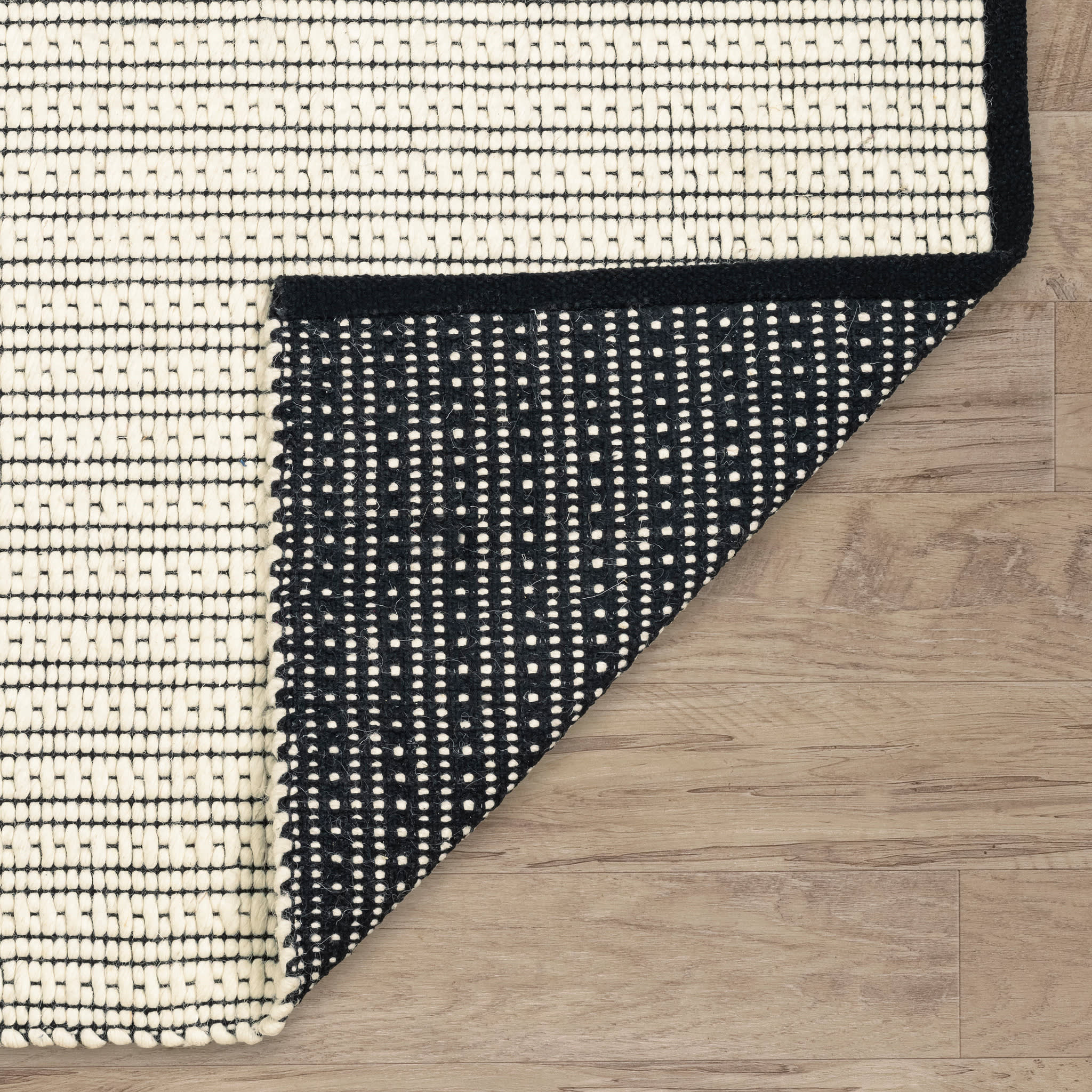 Ribbon Handwoven Wool Rug | Ivory/Black - Image 5