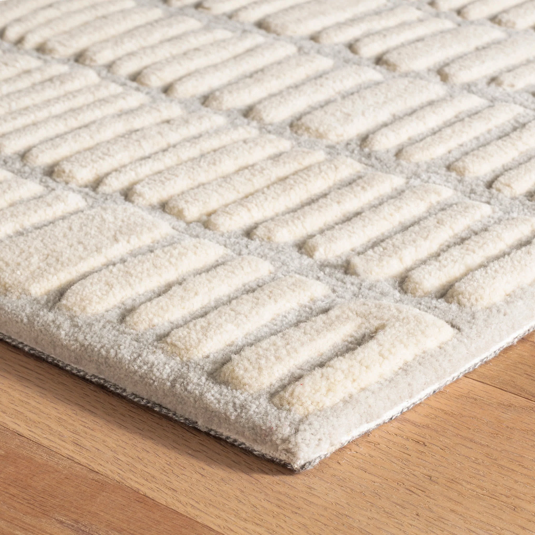 Roark Hand Tufted Wool Rug | Ivory - Image 5