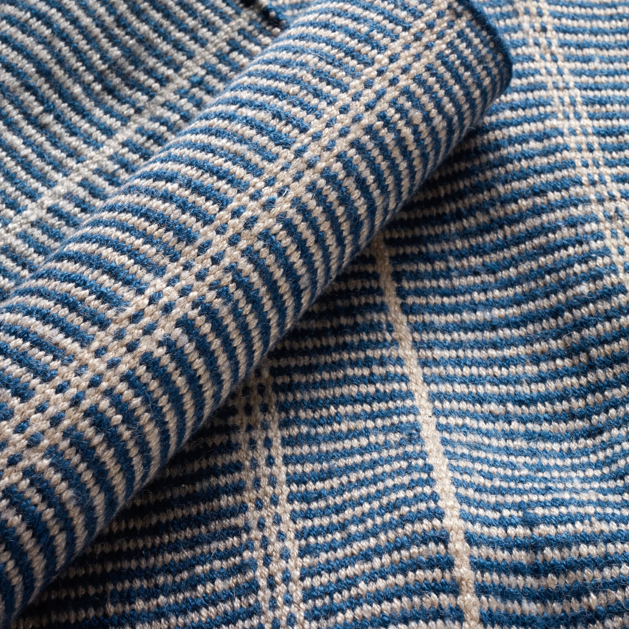 Samson Handwoven Indoor/Outdoor Rug by Bunny Williams | Navy - Image 7