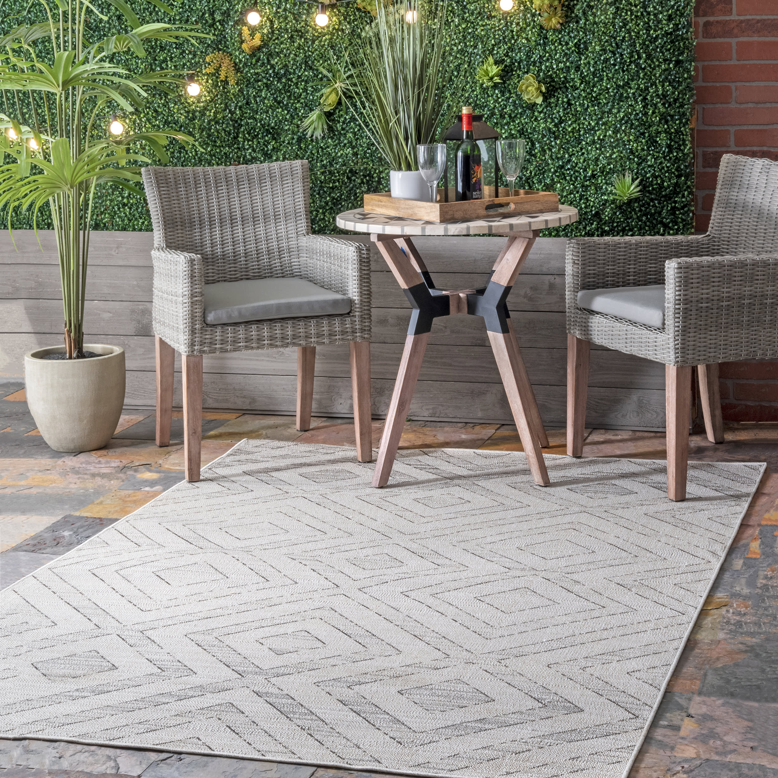 Shaded La Fiorentina Indoor/Outdoor Rug | Grey - Image 2