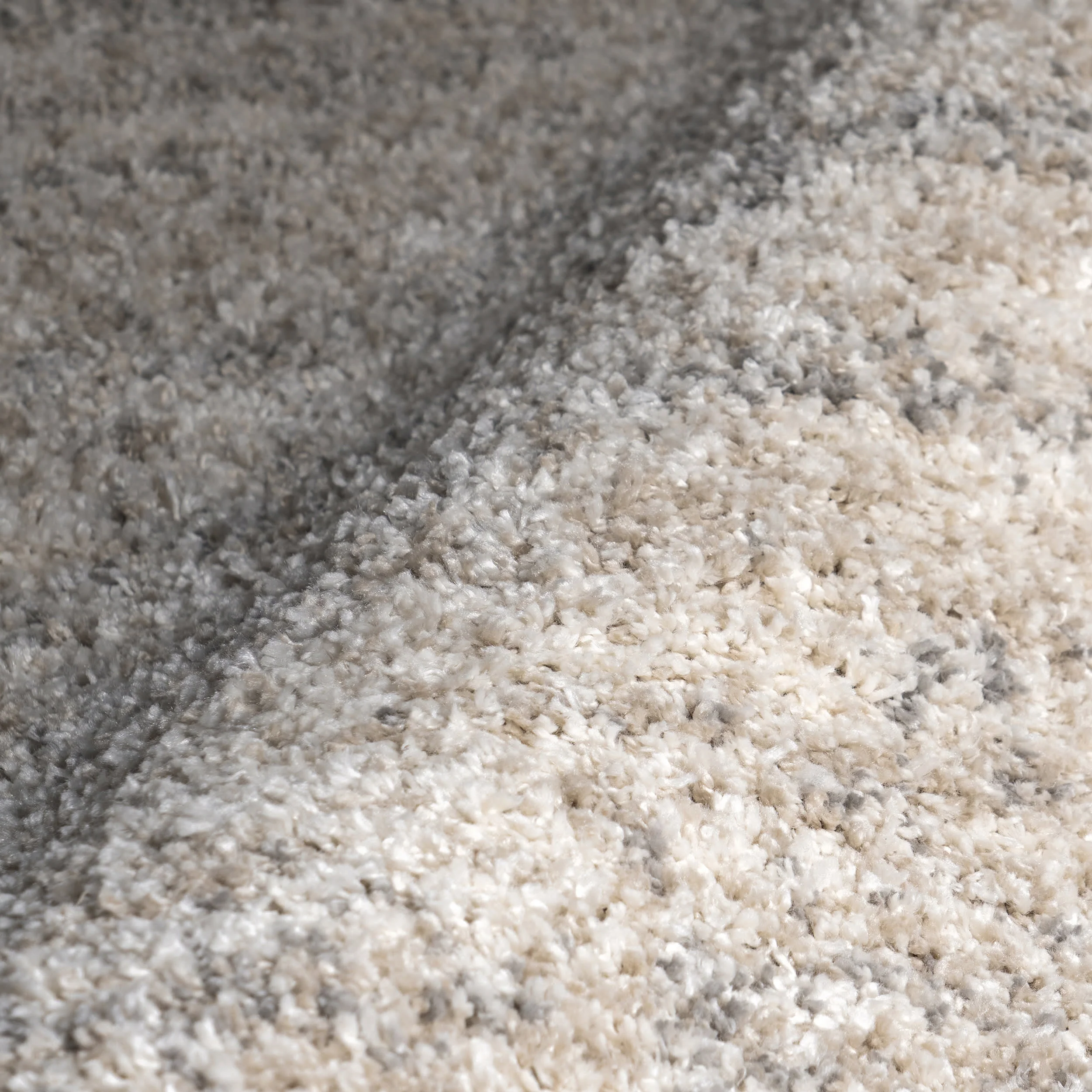 Shaded Shag With Tassels Rug | Ivory - Image 3