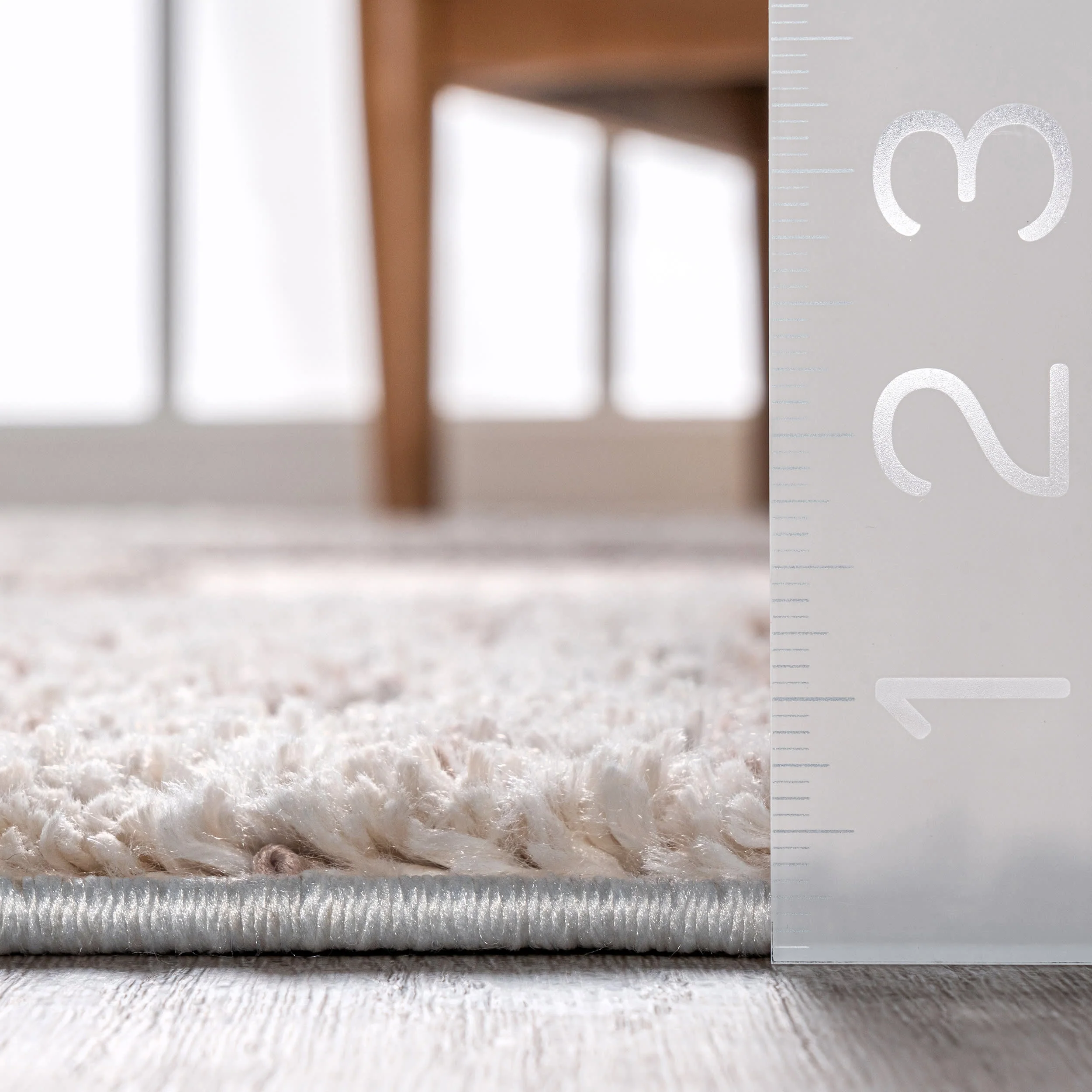 Shaggy Barbed Medallion Tassel Rug | Beige - Image 5