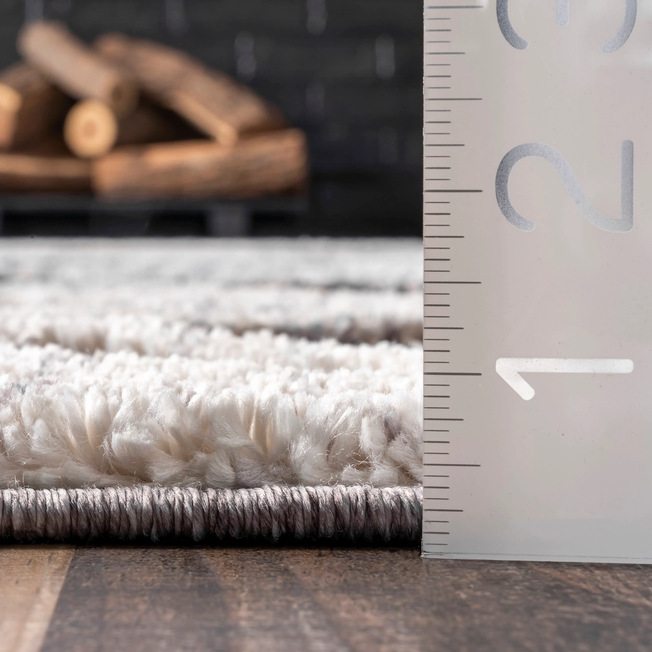 Shaggy Lattice Tassel Rug | Grey - Image 5