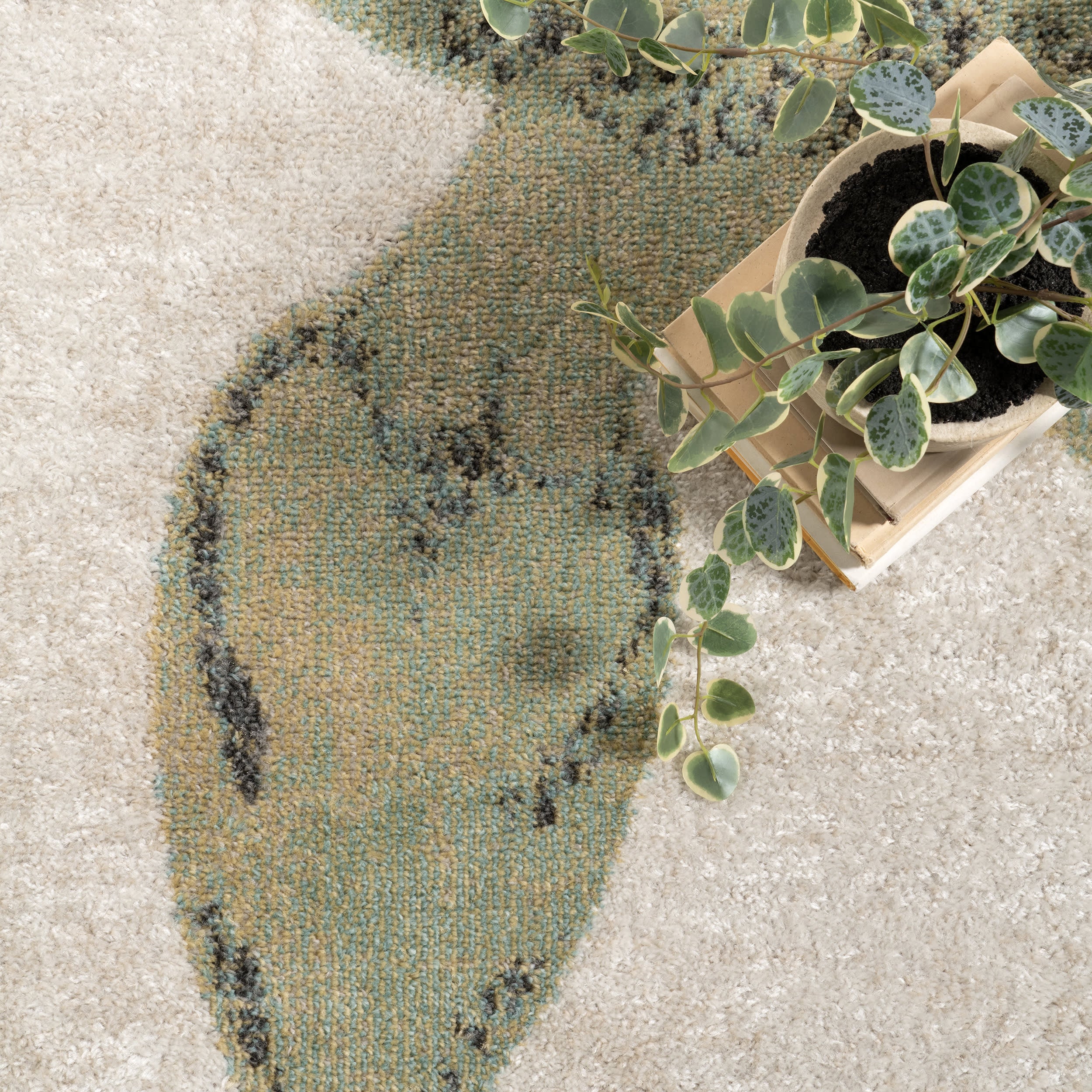 Simple Serpent Rug | Green - Image 7