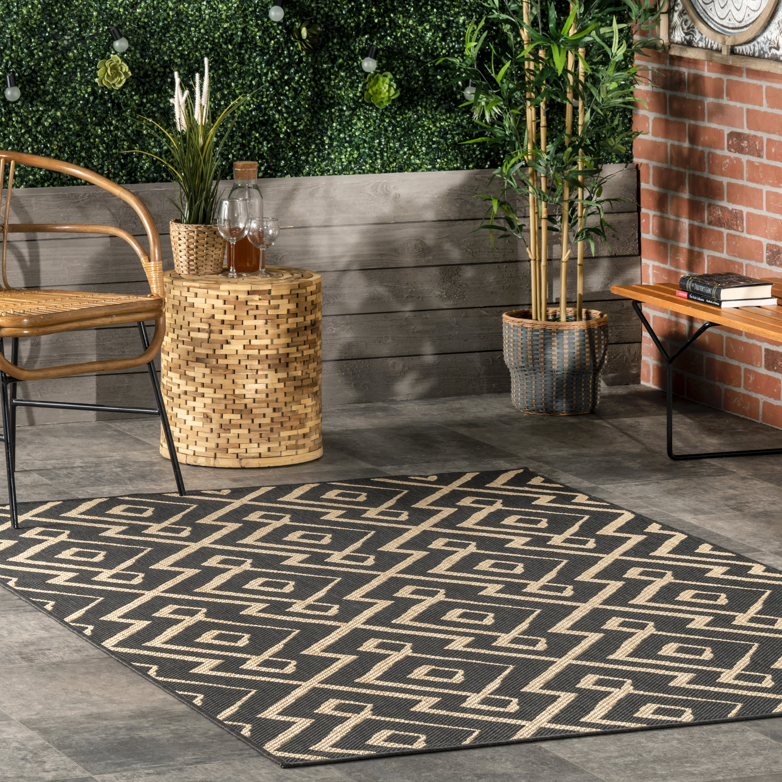 Spearhead Trellis Indoor/Outdoor Rug | Charcoal - Image 2