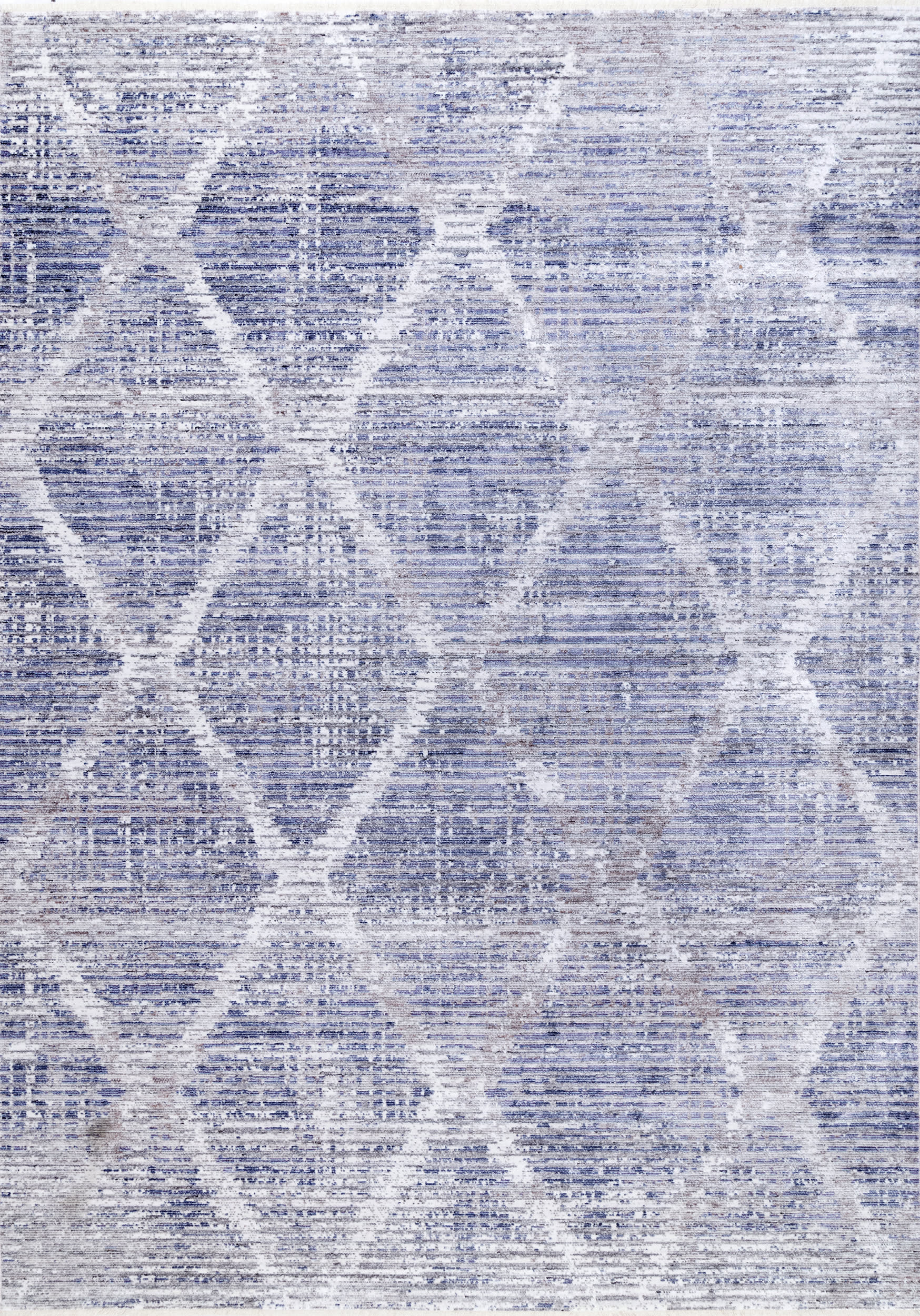 Streaked Trellis Fringe Rug | Silver