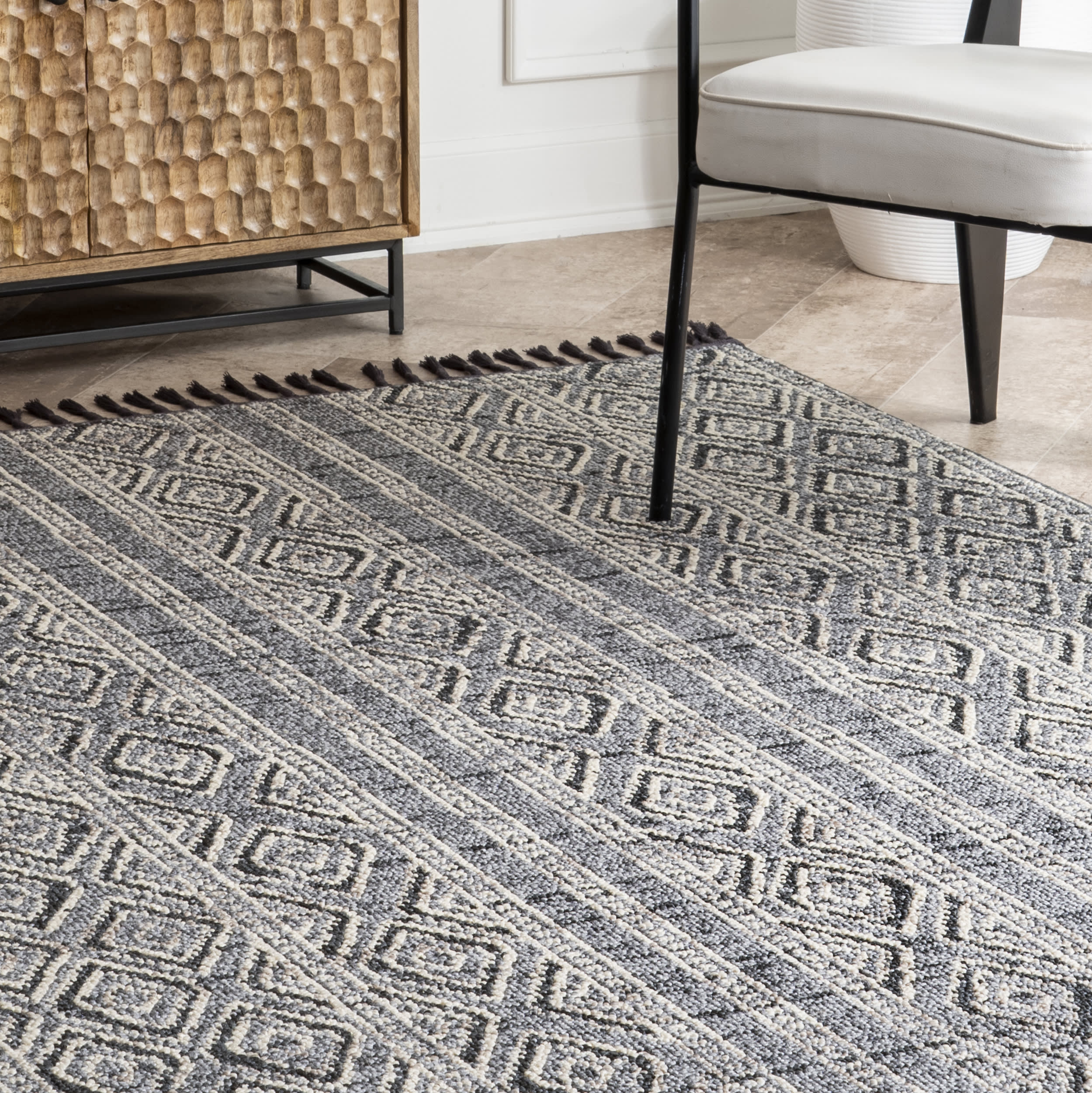 Striped Tasseled Rug | Grey - Image 4